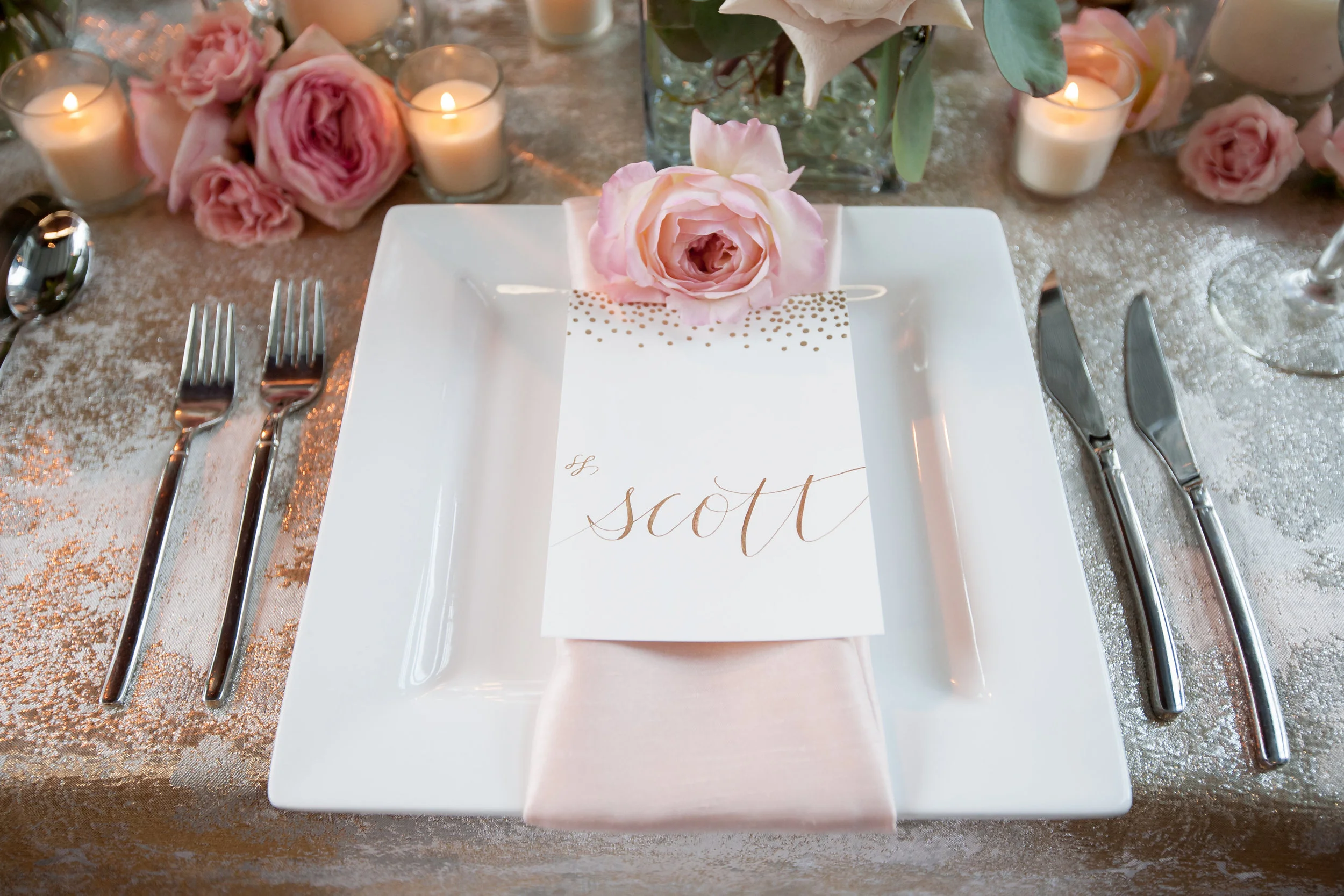 fetenashville.com | Bridge Building Wedding in Nashville | Luxury Nashville Wedding Planner | Fete Nashville | Phindy Studios and Bethany Renee
