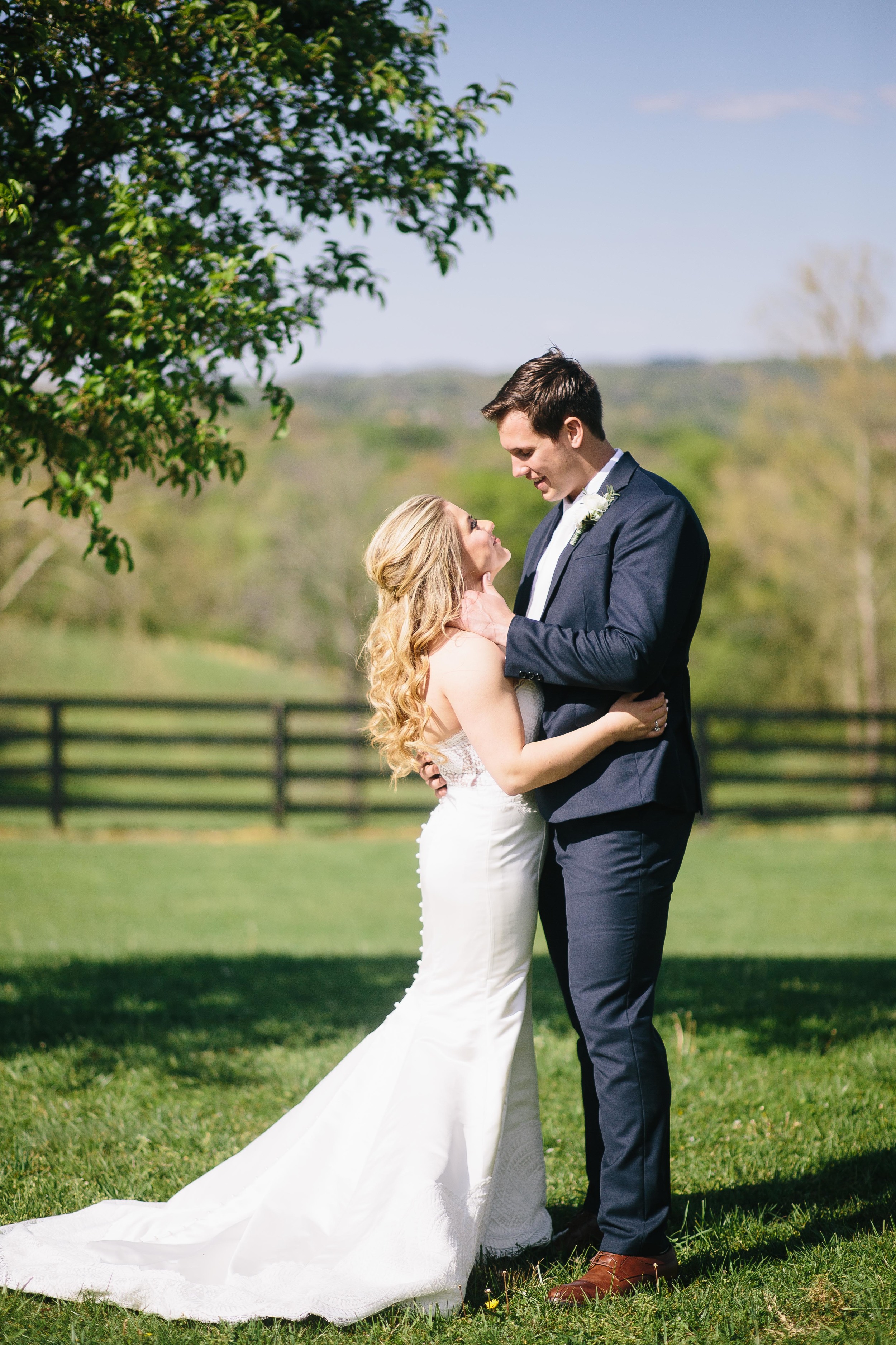fetenashville.com | Franklin Wedding at Trinity View Farm | Shawn Johnson Gets Married to Andrew East | Fete Nashville Wedding Planning and Design | best wedding planner | nashville best wedding planner | Luxury Weddings | Celebrity Wedding Planner | first look