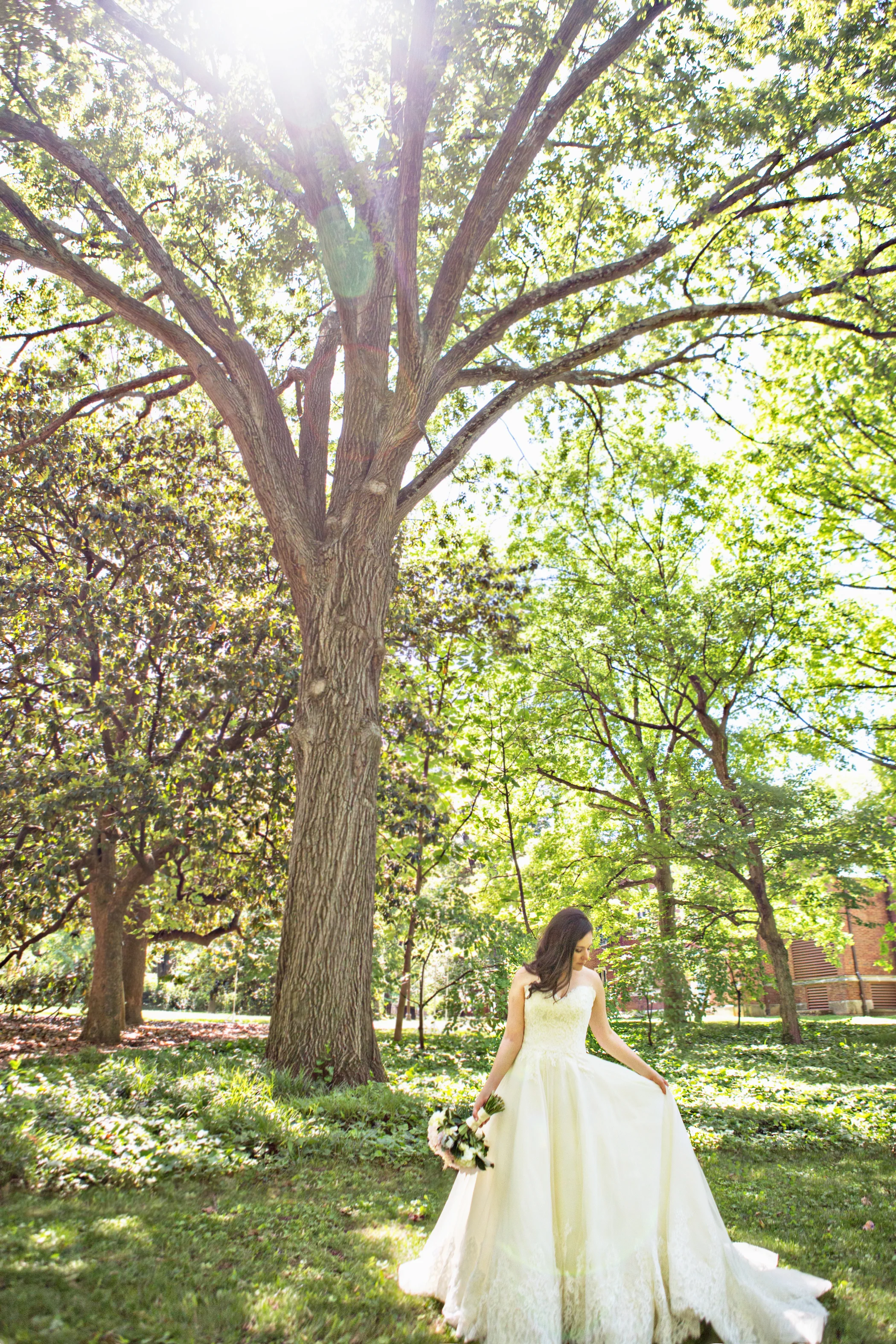 fetenashville.com | Weddings at The Omni | Joy Marie Photography | Fête Nashville | Luxury Wedding Planner | best Jewish wedding planner | The Parthenon | silver and gold wedding | best nashville wedding planner | celebrity wedding planner | bridal portrait