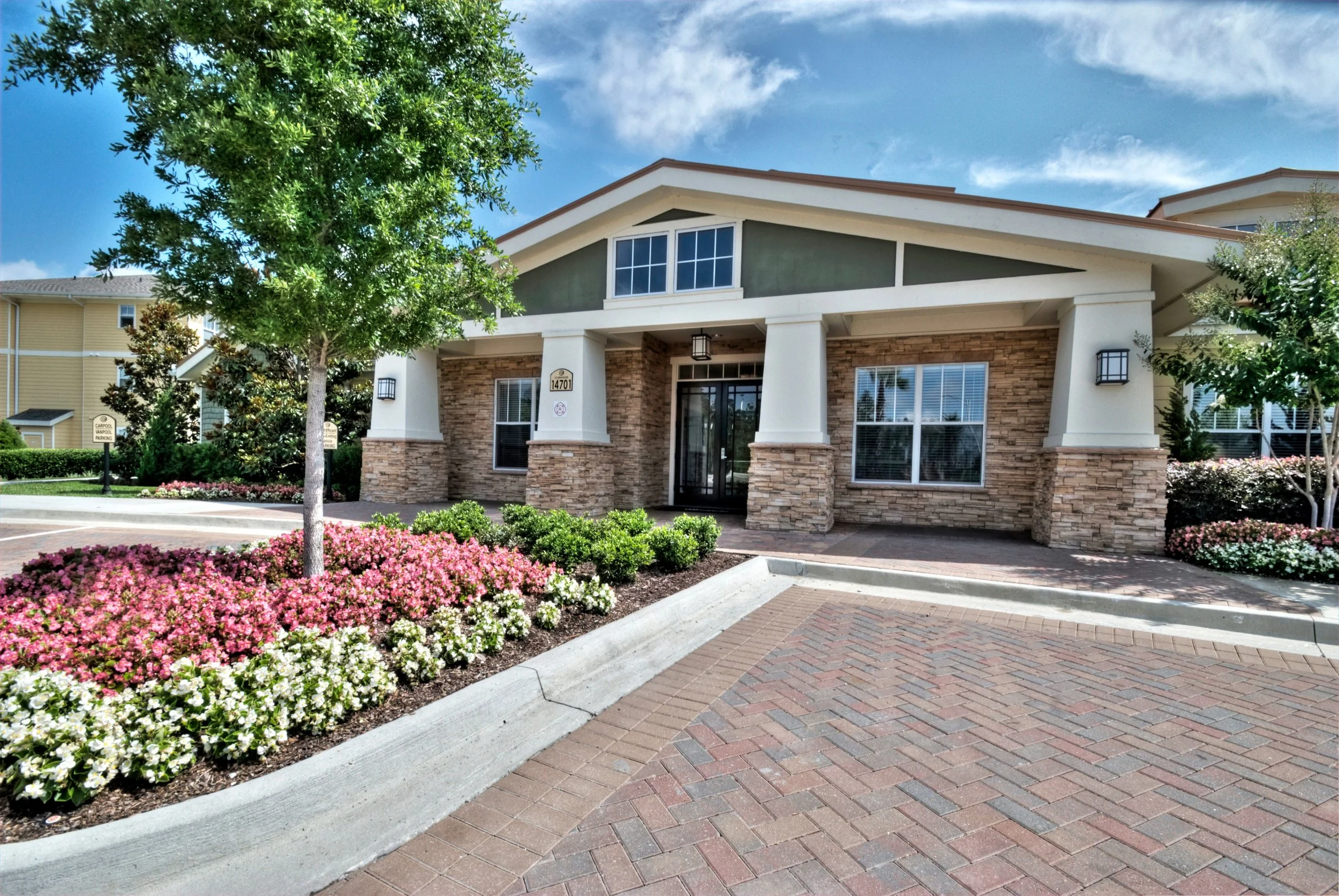 Clubhouse and entrance
