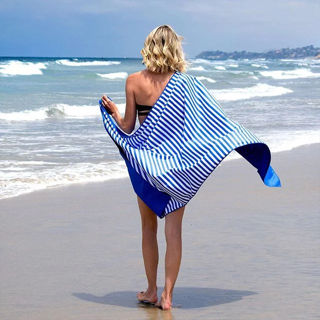The new modern classic quick dry towels are now in store. Check them out on our site!! Microfiber at its best! #beachtowels #travelgram #travel #lytepark #california #latesummer #beachlifestyle