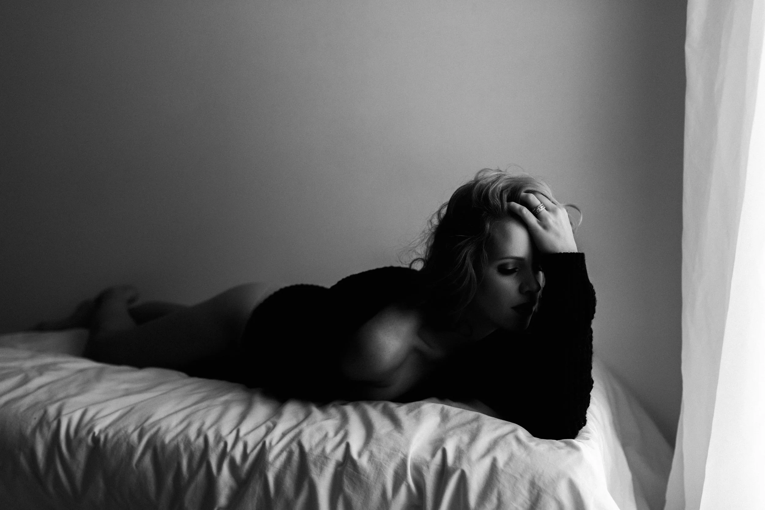 Ashburn VA Boudoir Photographer | Kate Juliet Photography
