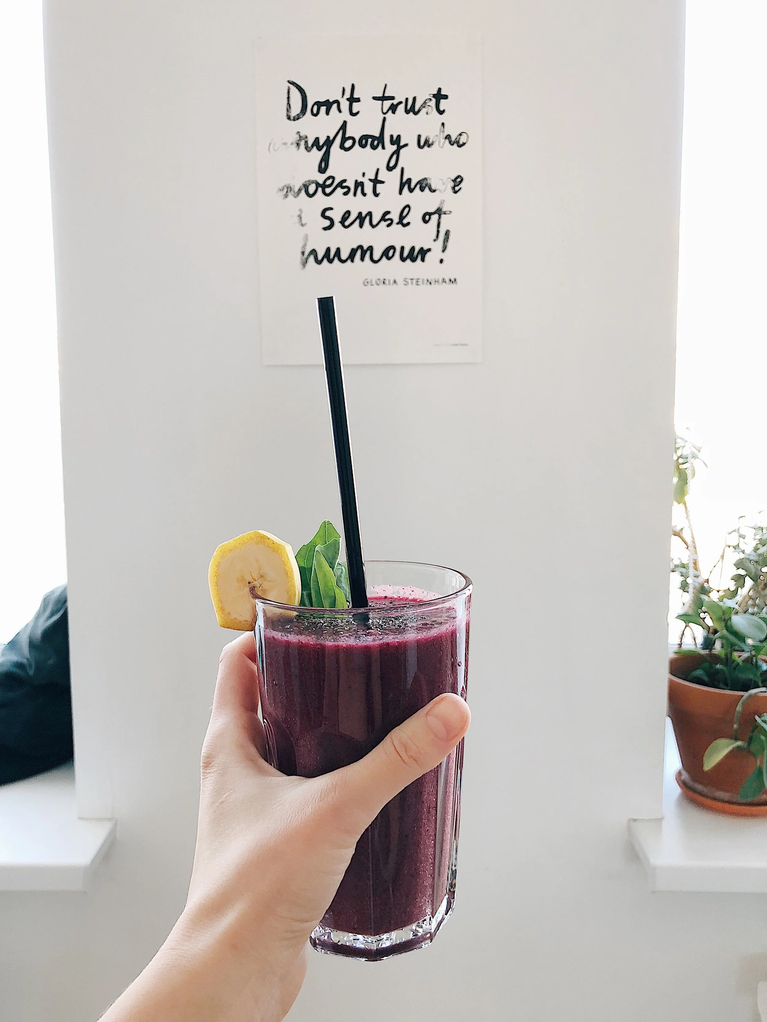 bright-calligraphy-drink-892612.jpg