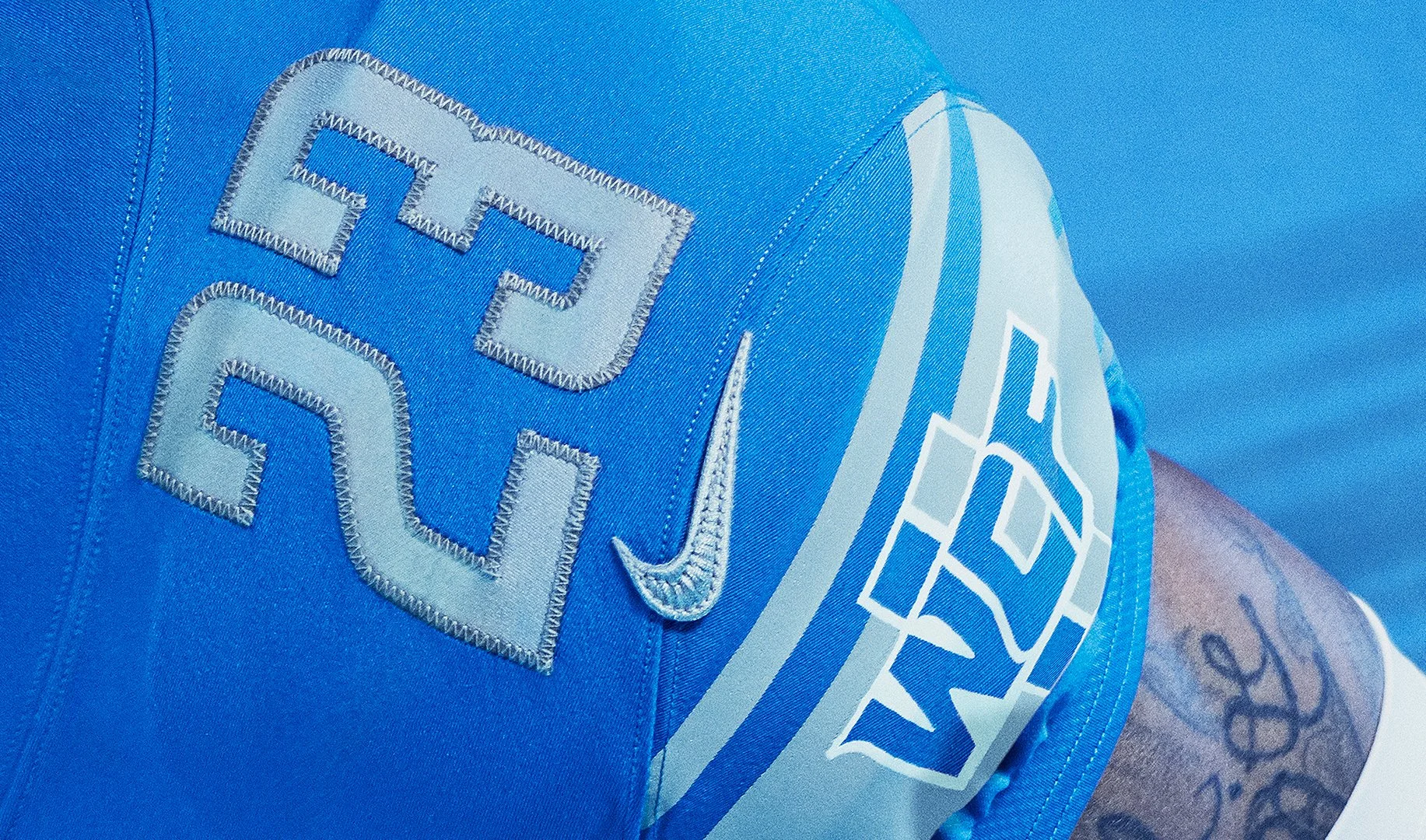 lions_uniform_03.jpg