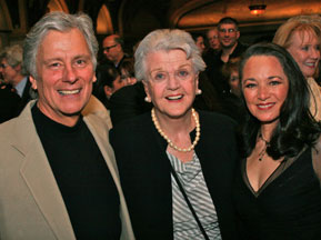 Kurt, Angela Lansbury, Victoria