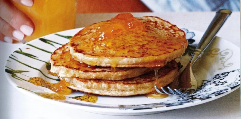 katie-lee-blender-pancakes.jpg