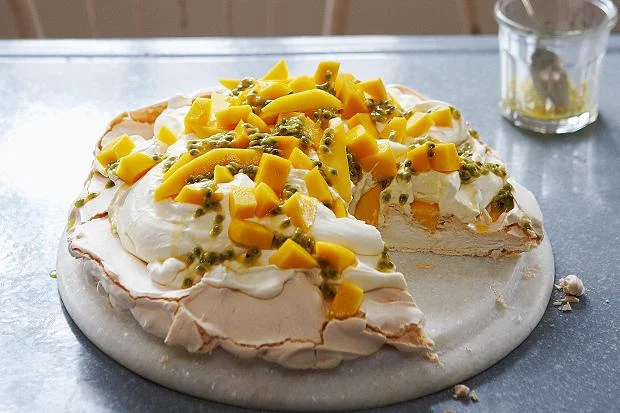 mango-passionfruit-pavlova.jpg