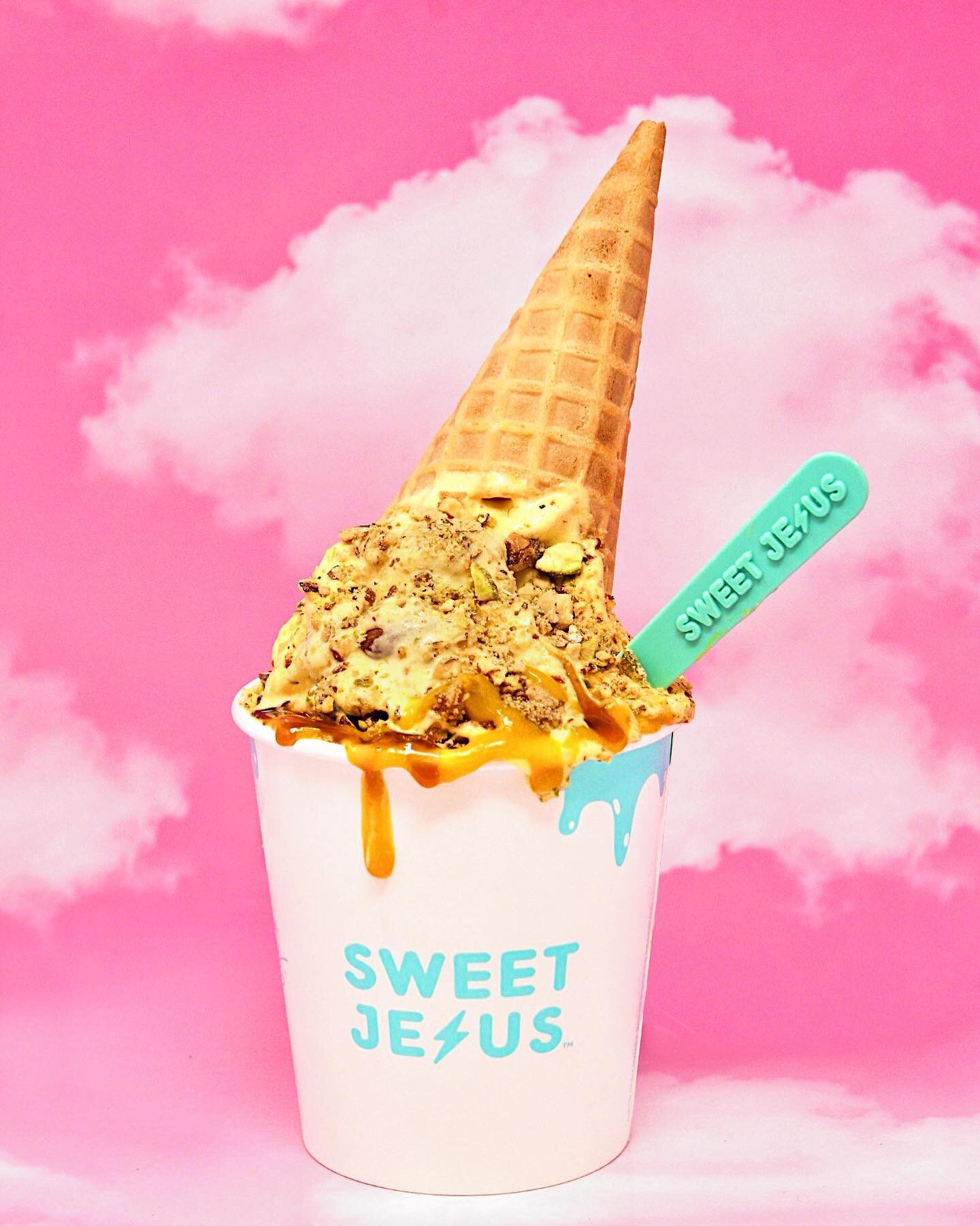 Mango Madness Pint for our mango lovers. Mixed with caramel sauce, pistachio, almonds and graham cookie crumbs 🥰⁠
⁠
Everything you love about our pimped out cone but ready in our pints for you to enjoy anytime, anywhere. ⁠
⁠
#Blessyourmouth ⁠
⁠
⁠
#I