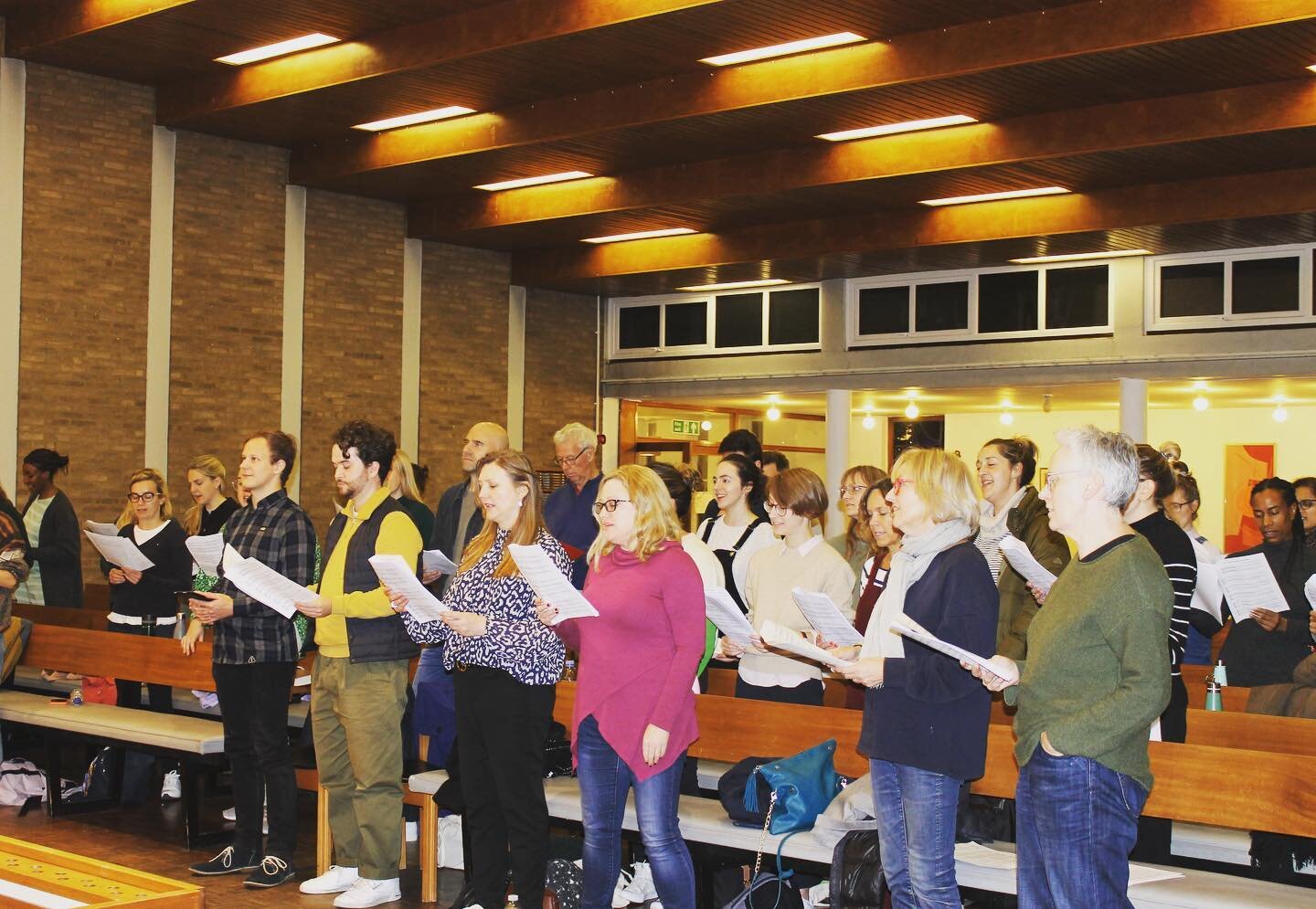 A huge welcome to all our new singers in Crystal Palace! Three weeks in and sounding great already! 🙌 #crystalpalacechoir #se19