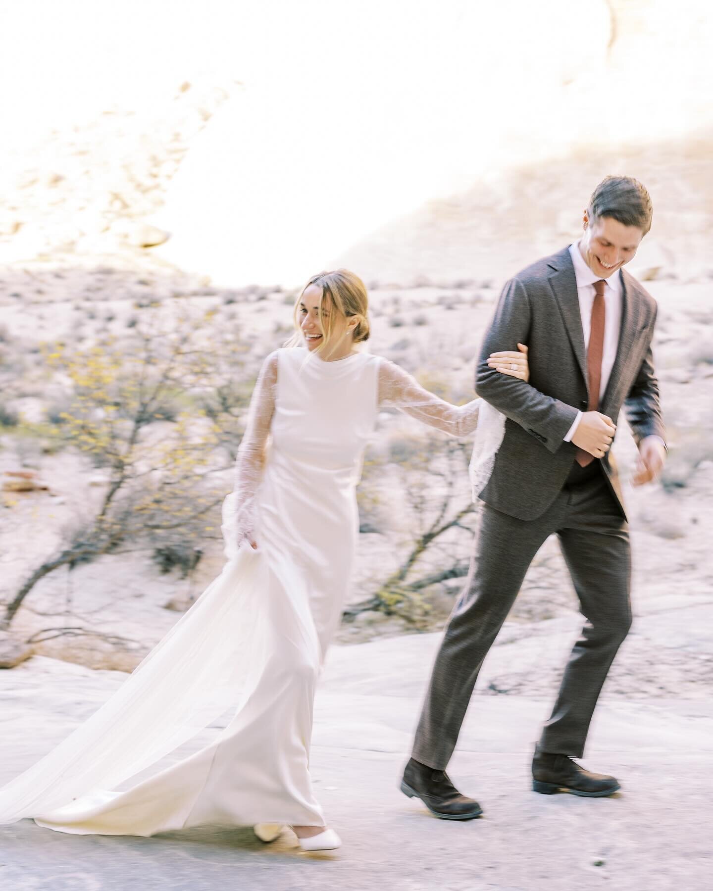 SHADES OF EARTH.

In the heart of the desert, this happy couple said &ldquo;I do&rdquo; amidst the timeless beauty of nature&rsquo;s neutral palette. From the ancient stones to the endless skies, every moment was a testament to the enduring power of 