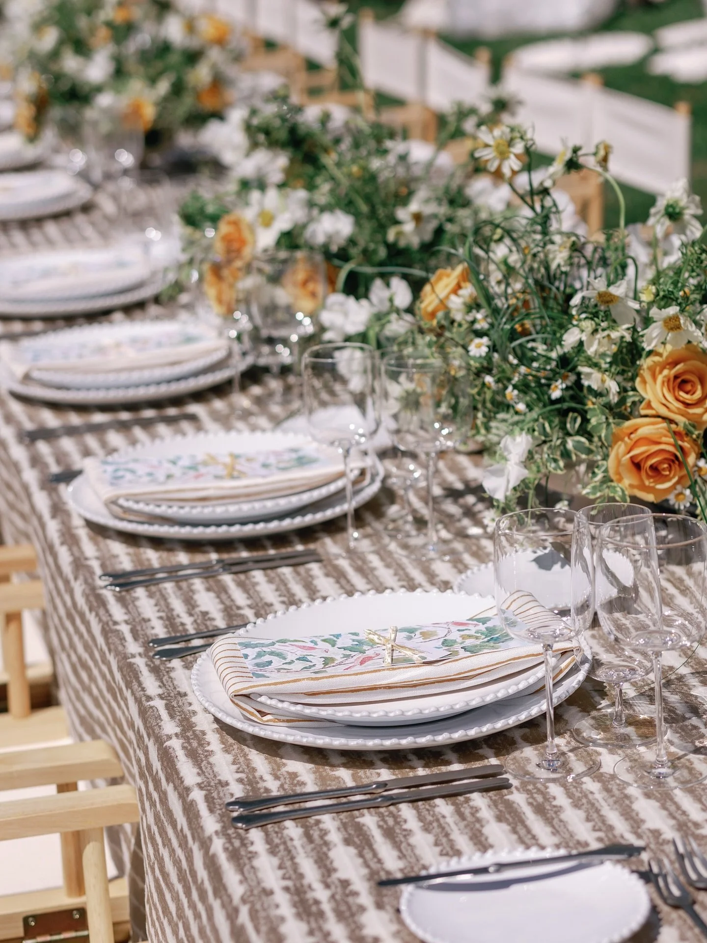 ELEVATED &amp; INTENTIONAL.

At this Societe Privee brunch, every element spoke the same language: refined, feminine, and made to connect. With layered textures, thoughtful florals, and custom details at every turn, the design invited guests to linge