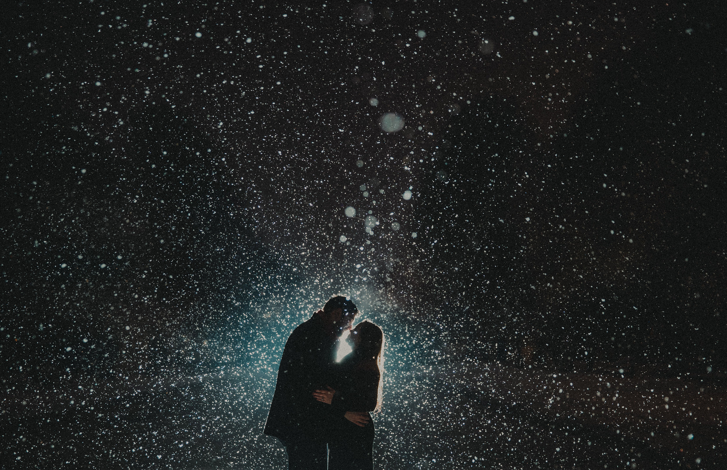 An incredible galaxy look for this Chicago Engagement Session.