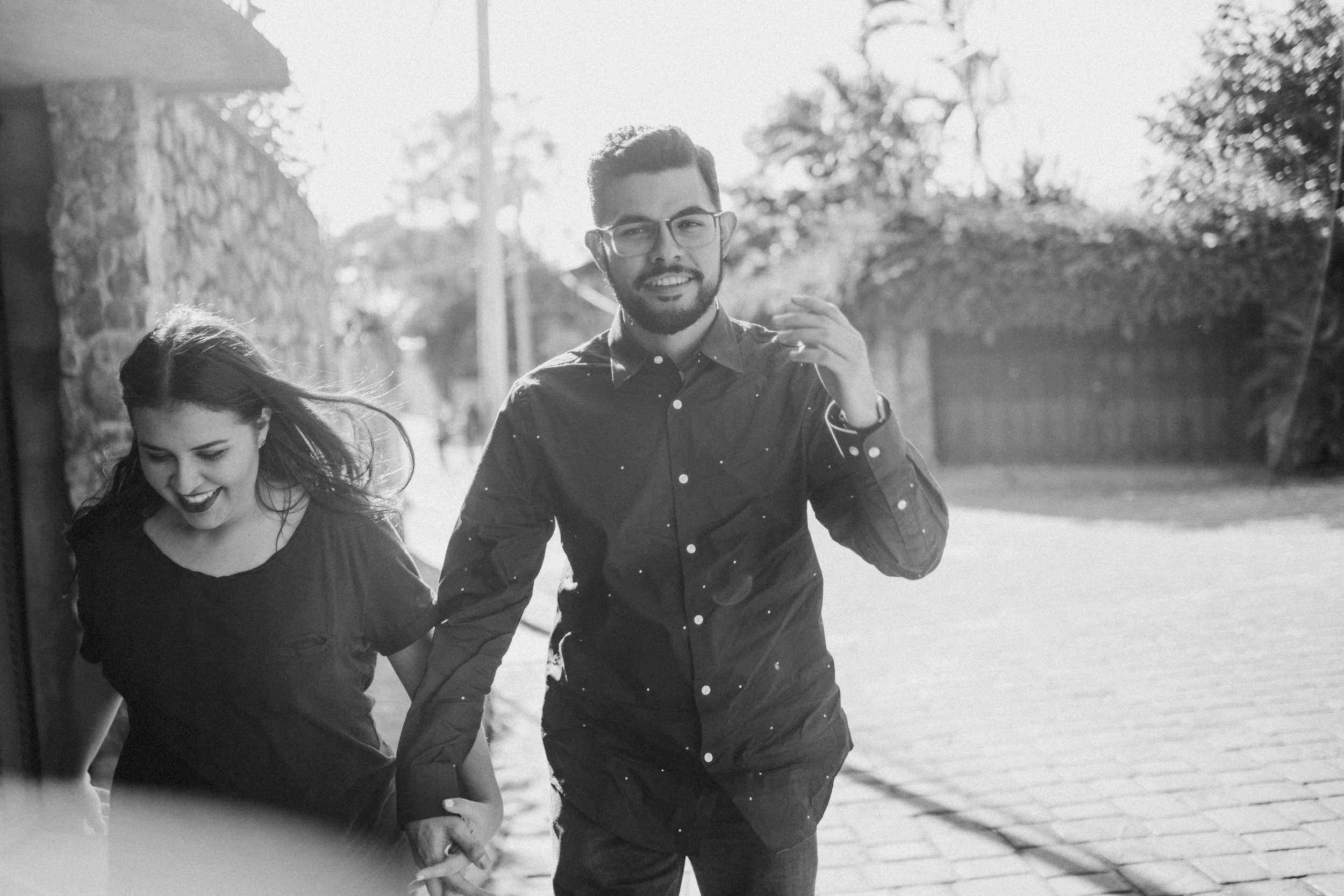 This heartwarming proposal was captured by Le Cape Weddings Photographers and Cinematographers at the Lake Atitlán in Guatemala. It was when we visited the hotel Laguna Lodge Eco-Resort and Nature Reserve and went up to the third floor of the propos
