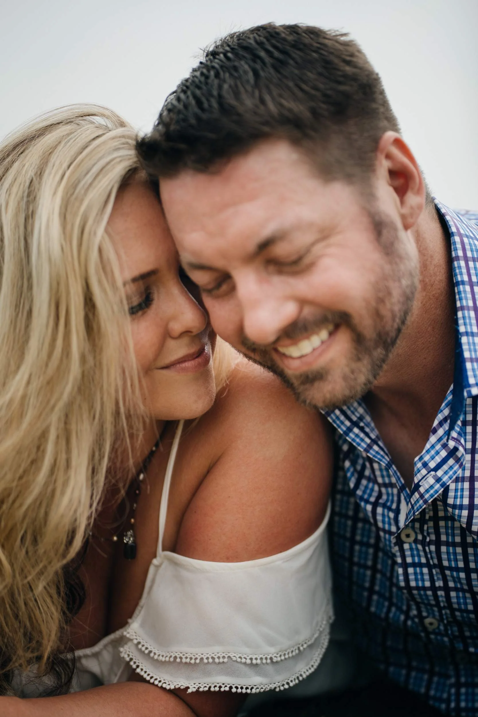 LE CAPE WEDDINGS | Kristen + Rich // Engagement Session in Downtown Chicago
