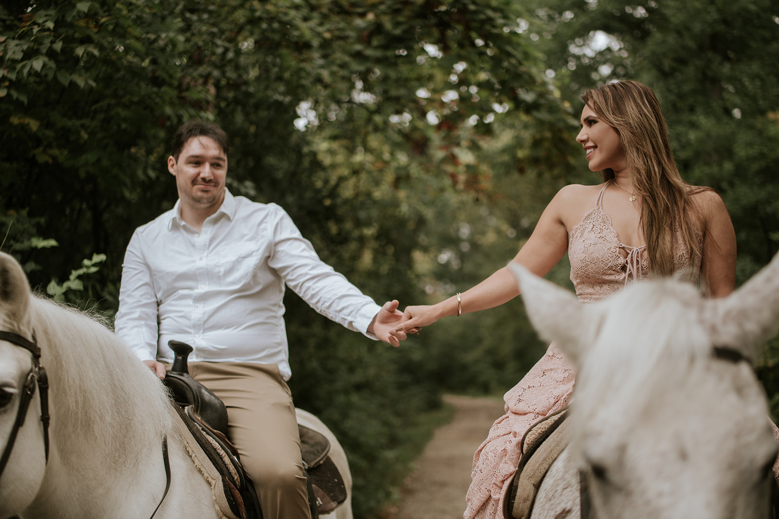 Le Cape Weddings - Boho Styled Shoot - Bride on Horse -3.jpg