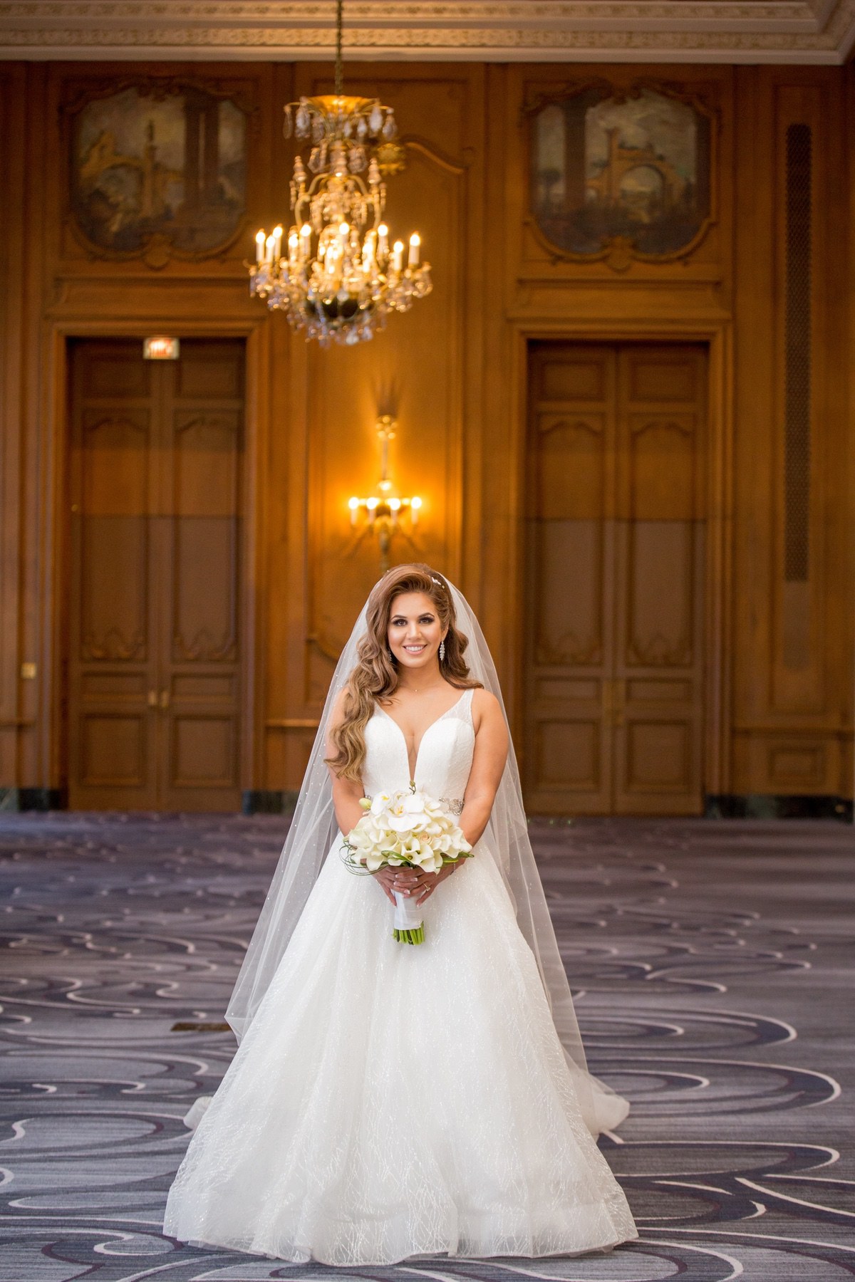 Le Cape Weddings - Laila and Anthony - Chicago Wedding - Bride Portraits -23.jpg