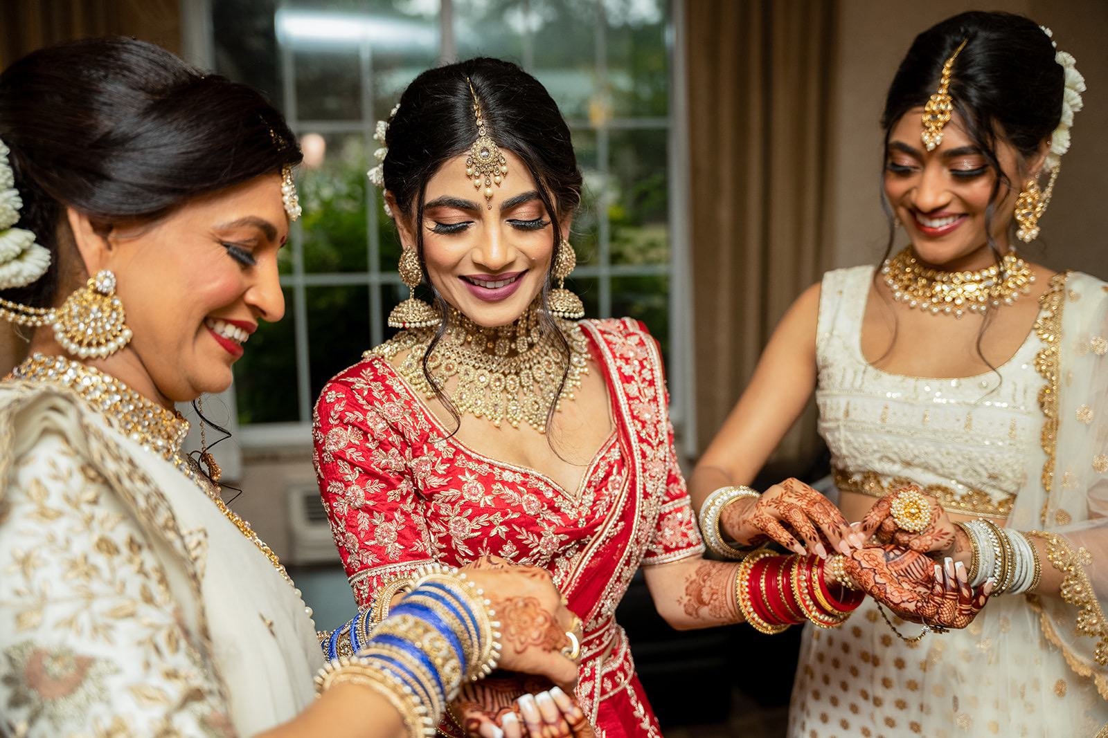 LCW - Chicago South Asian Weddings - Sonu and Daman - Bride-32.jpg