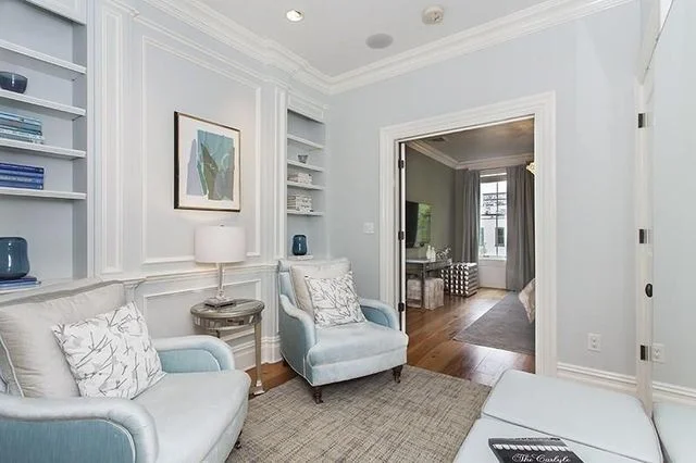 1230 Garden St MBR Sitting.jpg