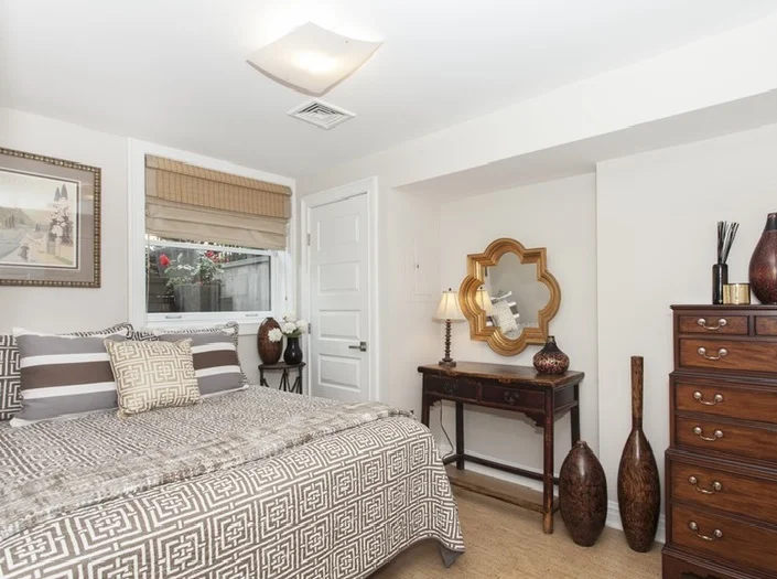 1234 Garden Guestroom1.jpg