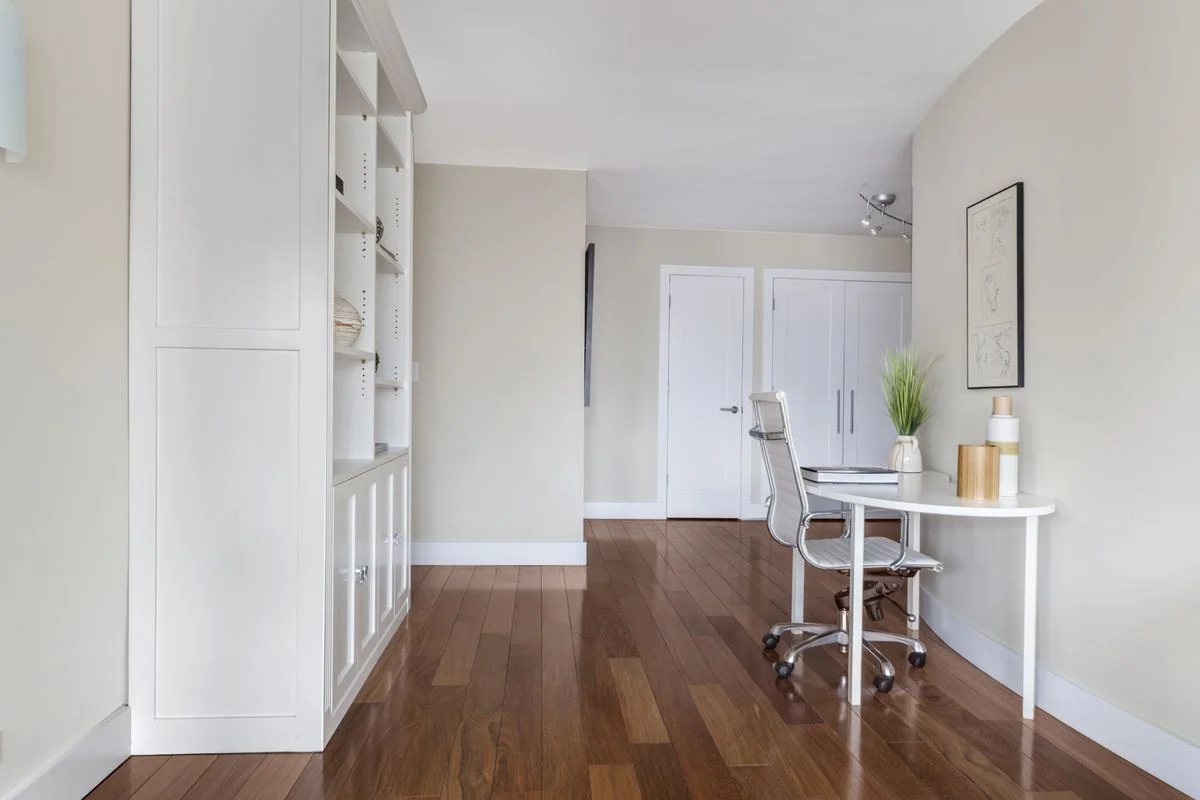 15 W72nd 21R Den.jpg