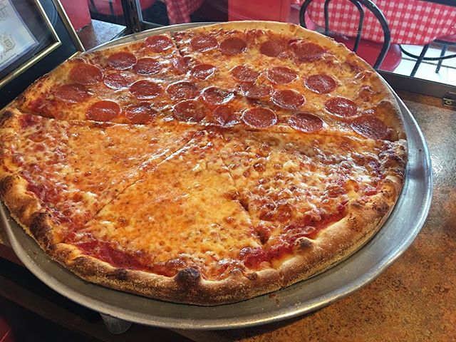 Stop in to get 2 slices and a can of soda for only $5! #planetpizzanj #yummy😋 #pizza🍕