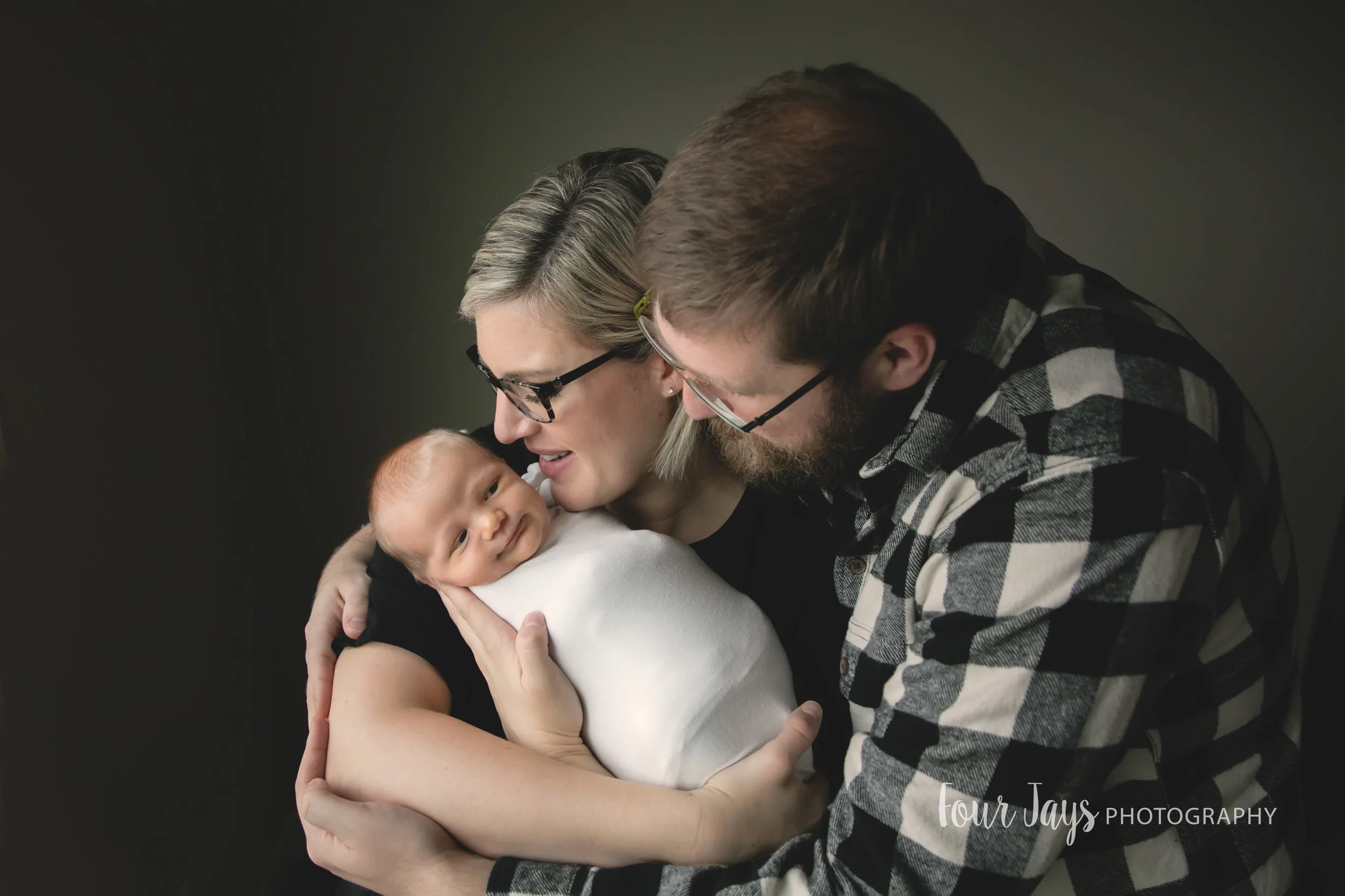In home newborn session family posed best portland oregon-1.jpg
