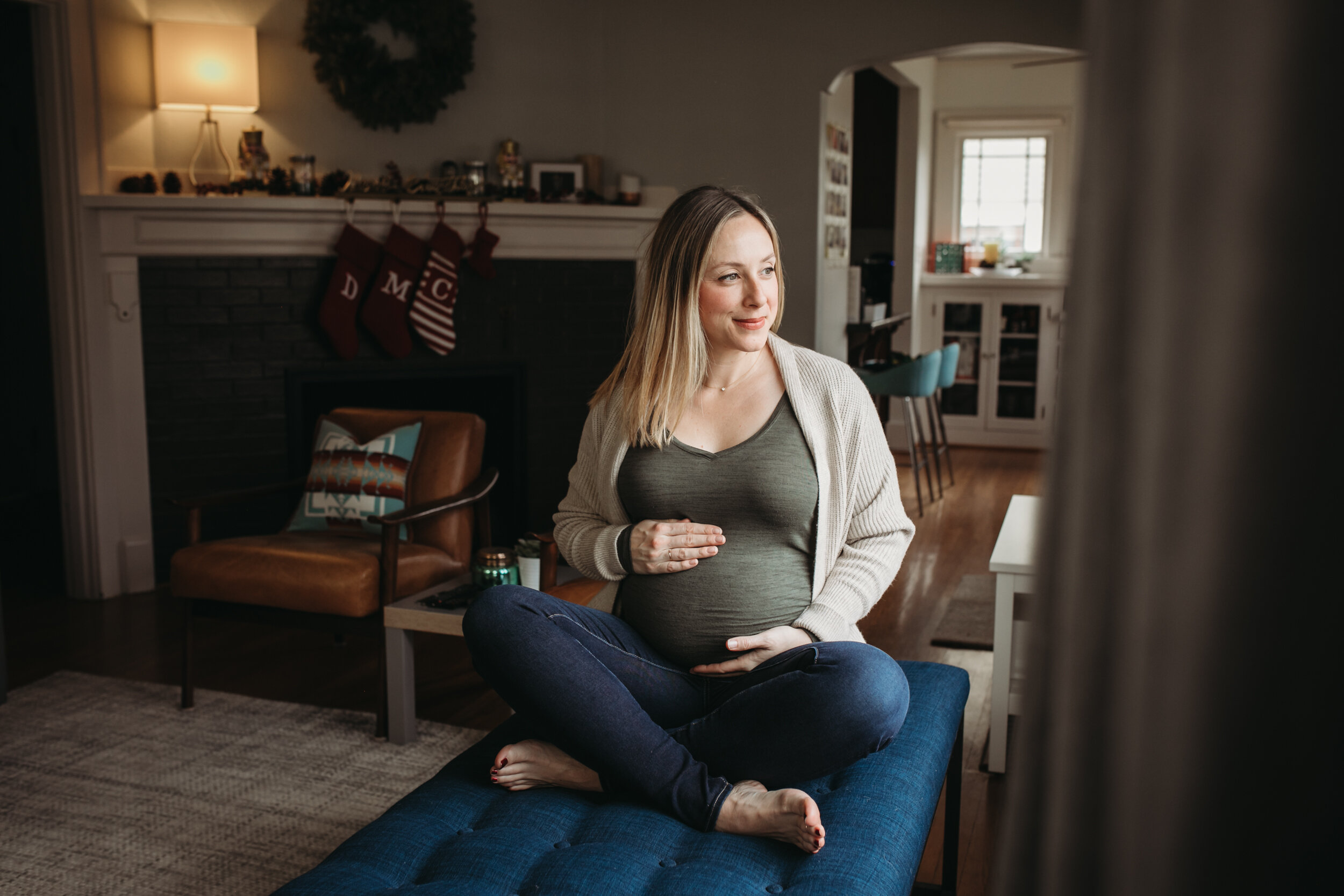 best maternity photgrapher portland beaverton oregon in home lifestyle-10.jpg