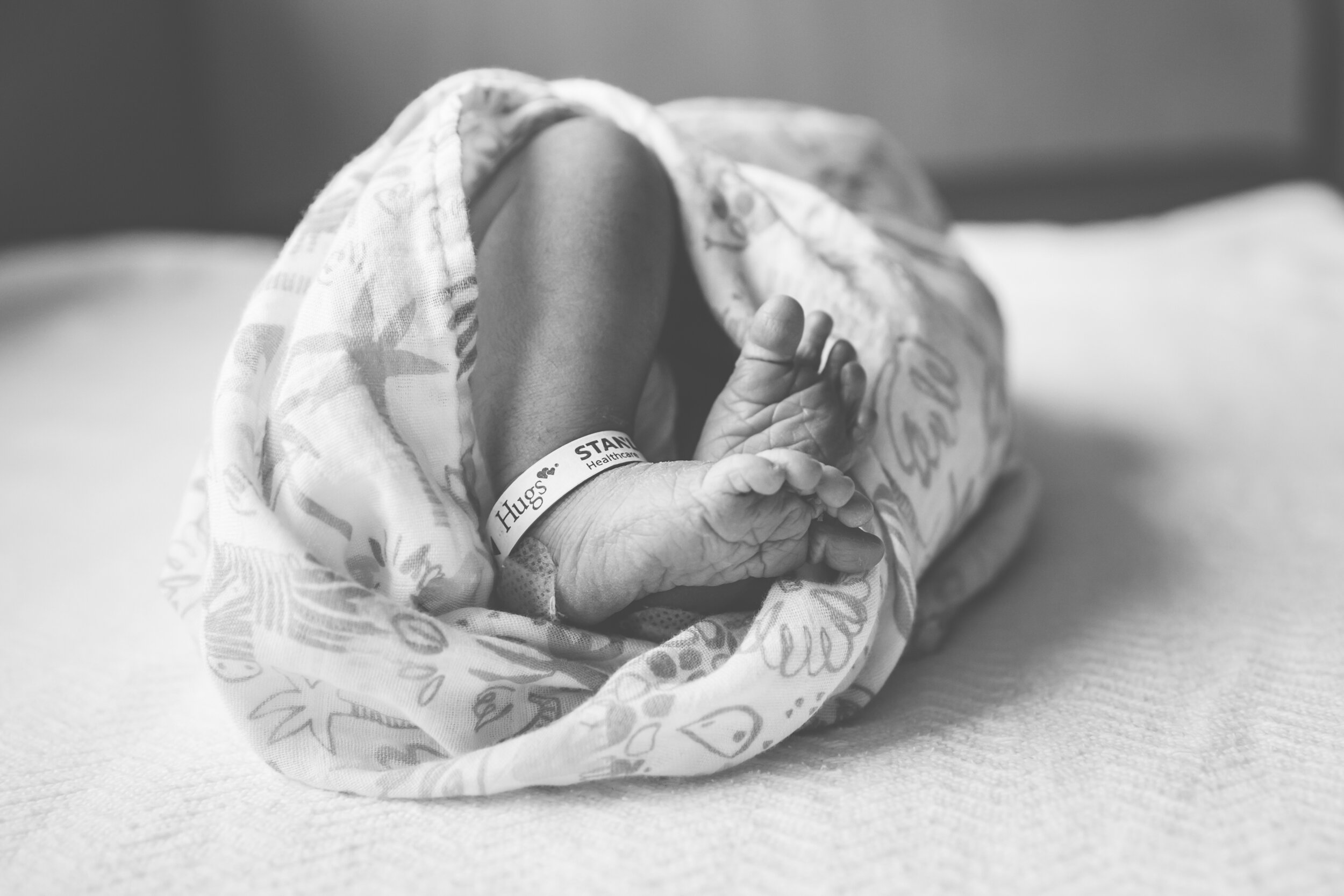 best Fresh48 hospital baby newborn photgrapher portland beaverton oregon kaiser sunnyside westside-6.jpg