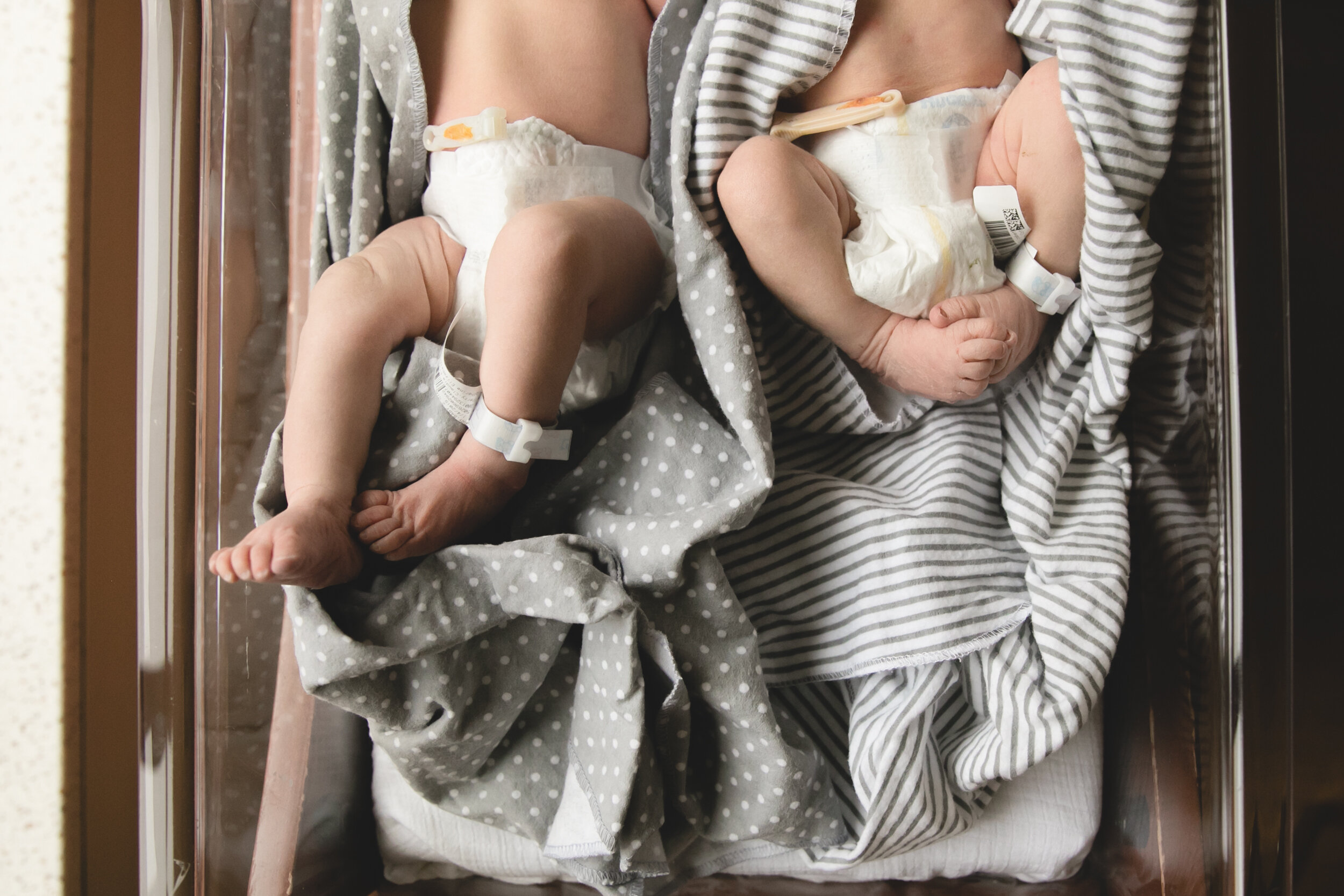 best Fresh48 hospital baby newborn photgrapher portland beaverton oregon providence-4.jpg