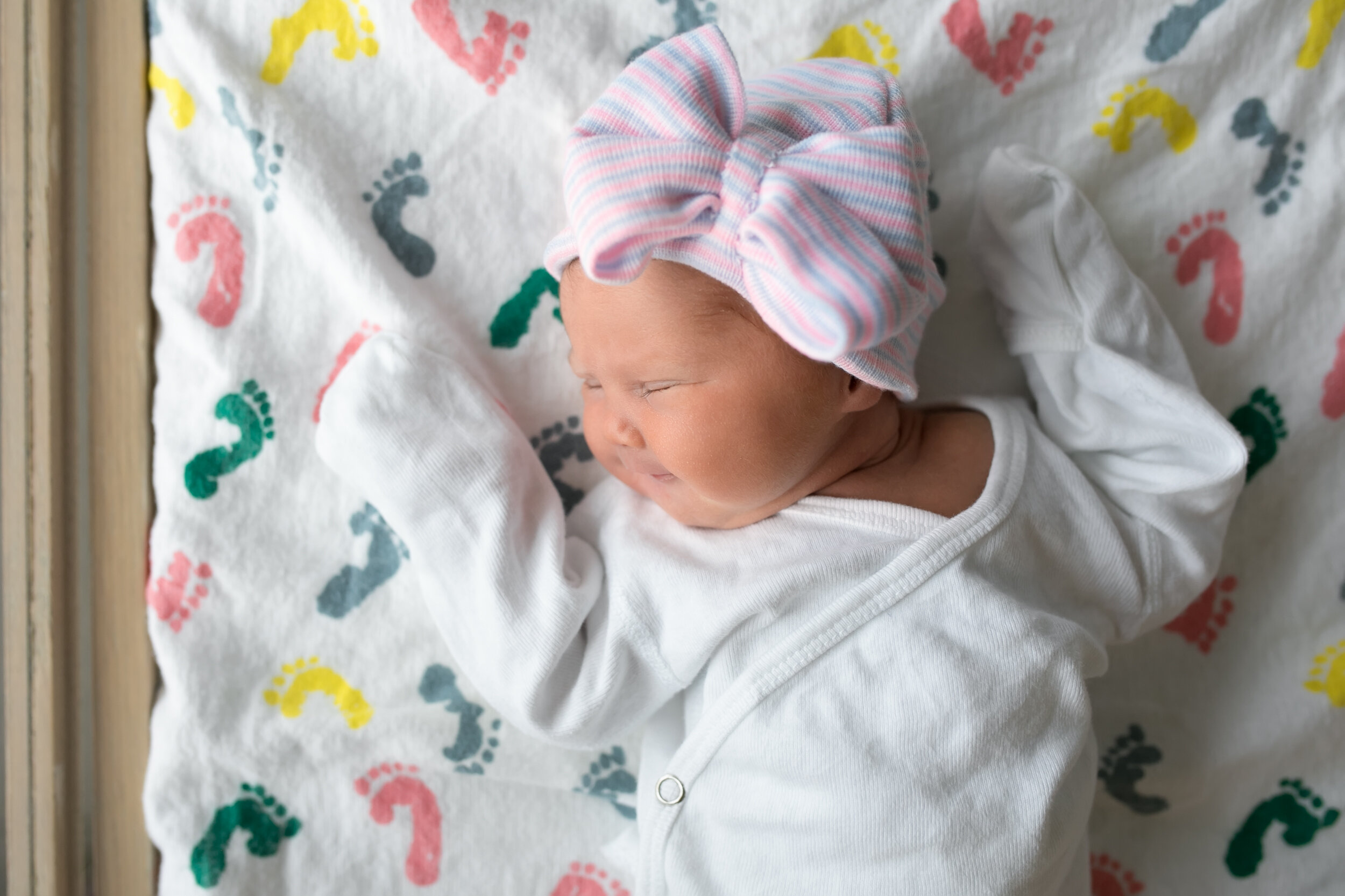 best Fresh48 hospital baby newborn photgrapher portland beaverton oregon st. vincents-3.jpg