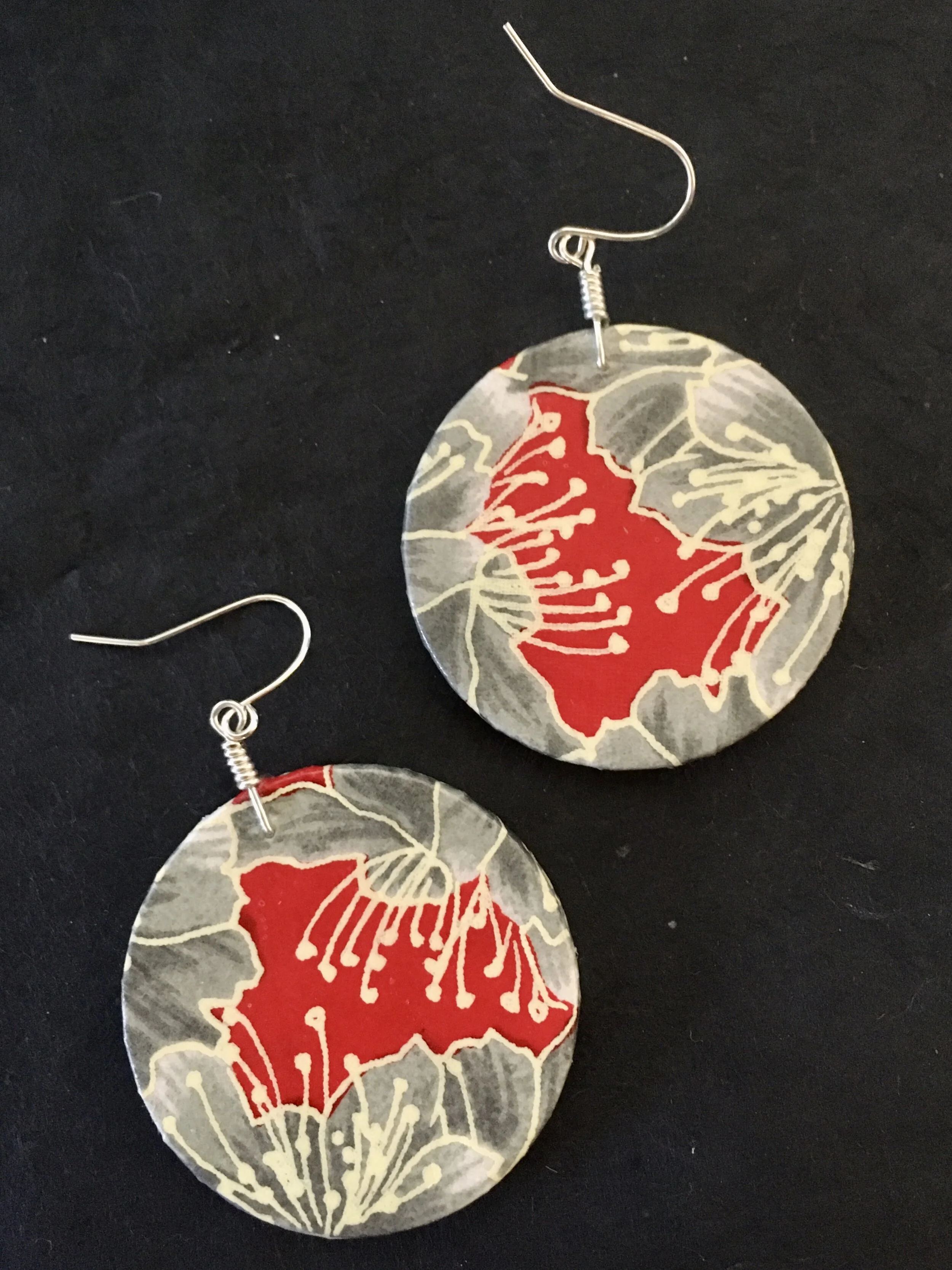 lg circle red 2.jpg