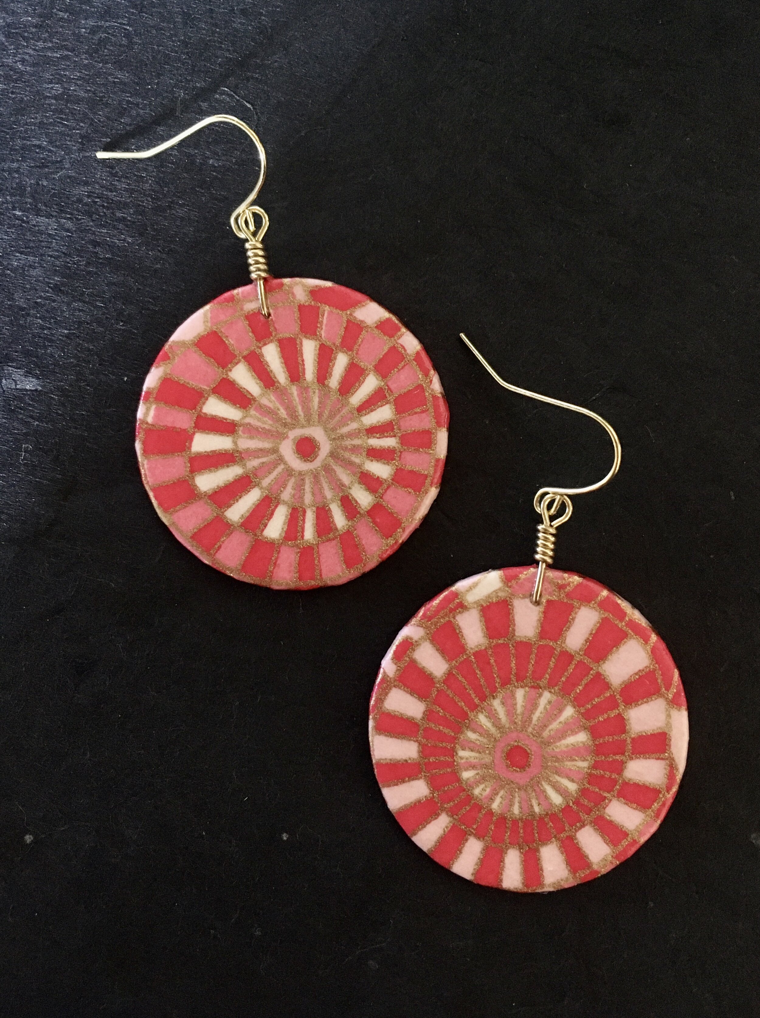 sm circle pink 2.jpg