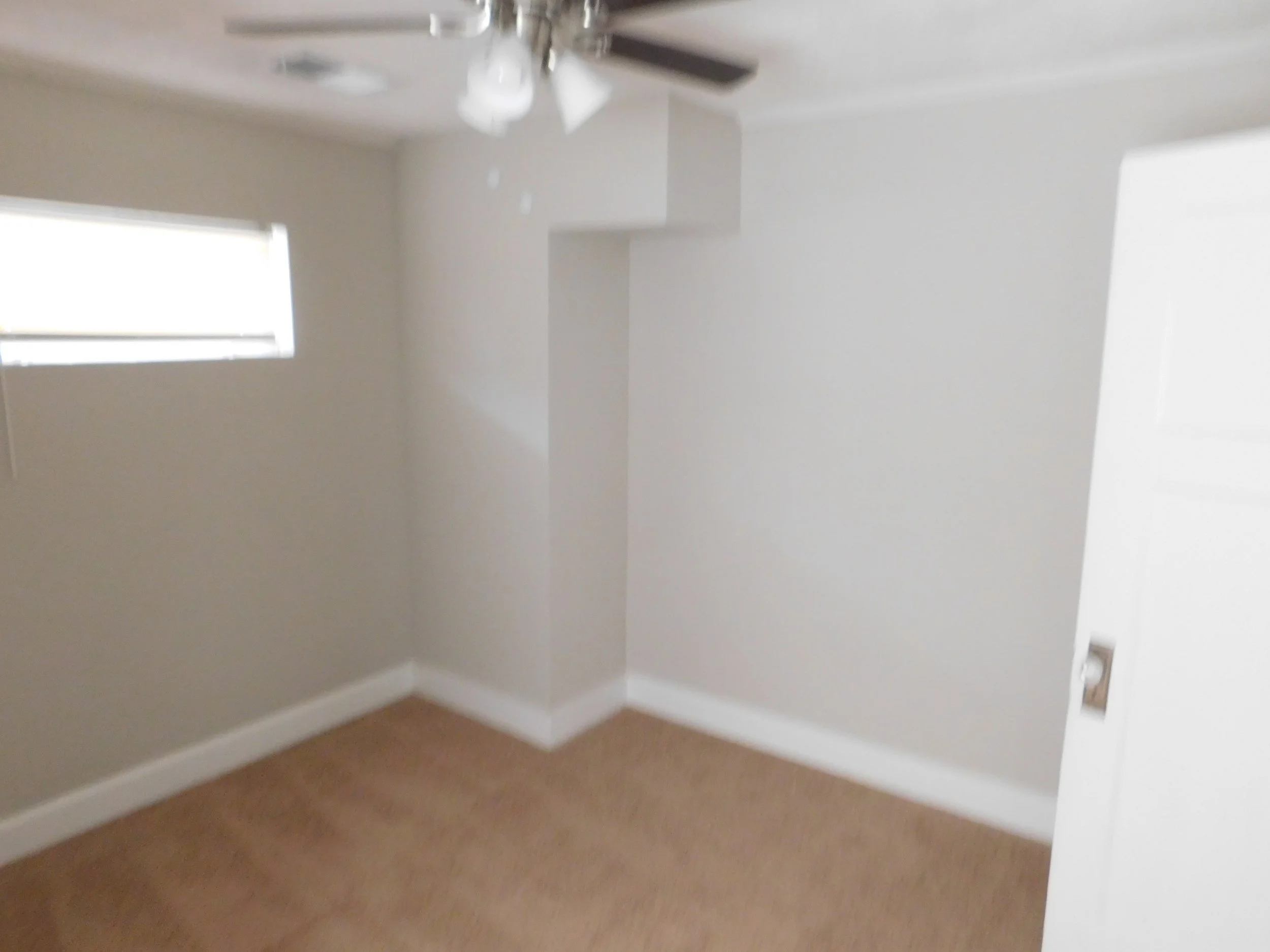 624 N. Gray St (142).JPG