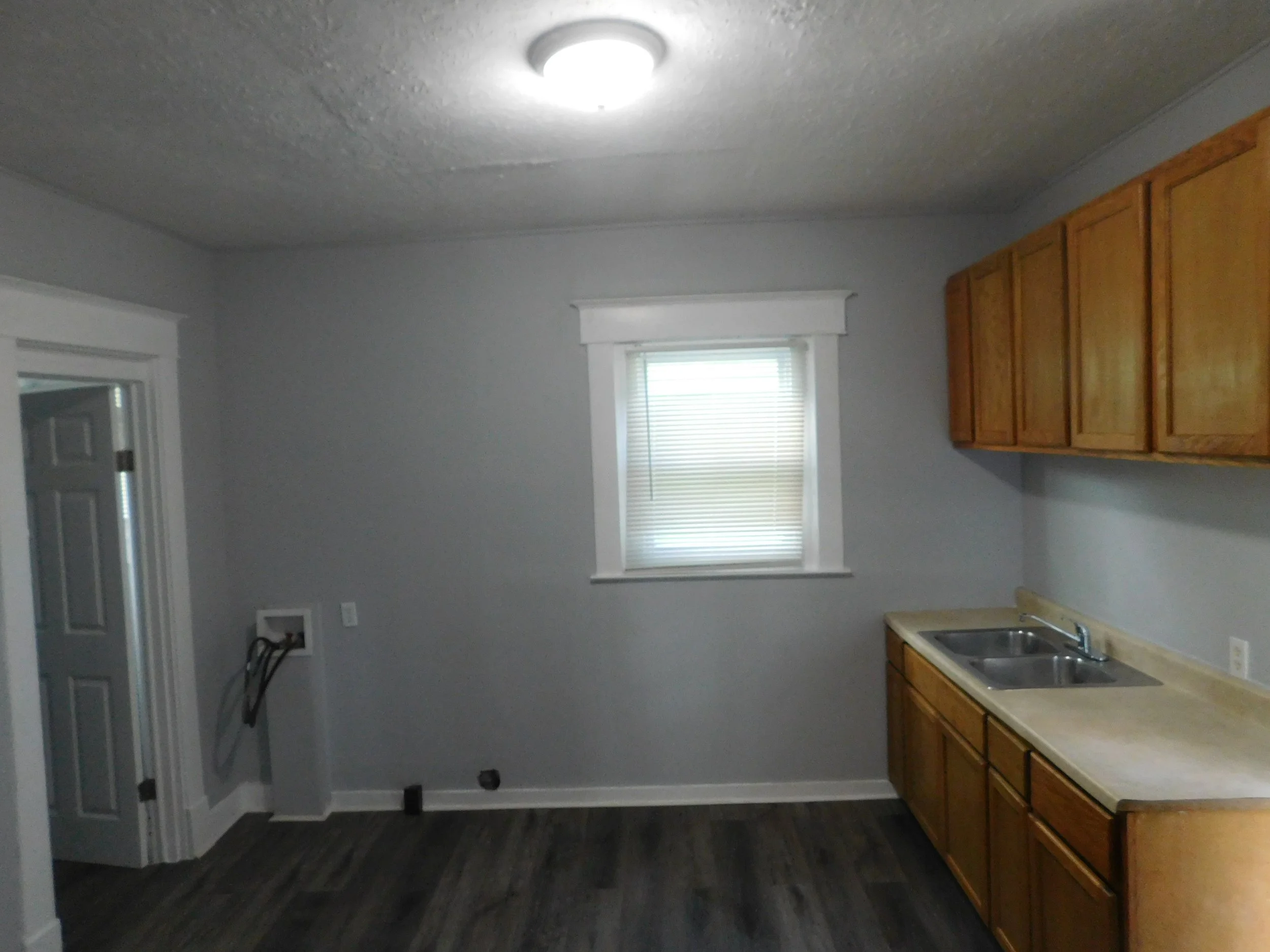 1046 W. 33rd St (47).JPG