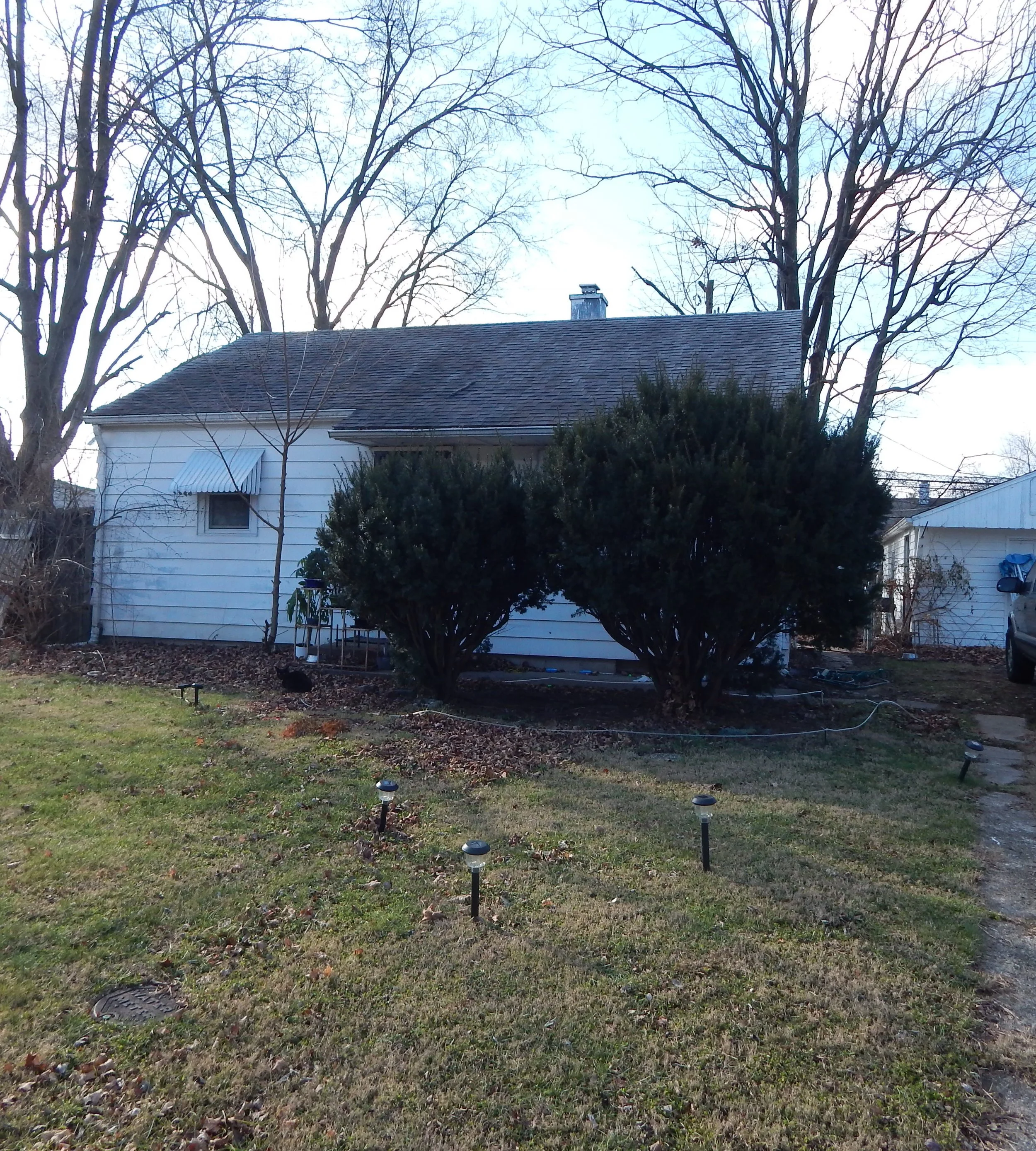2222 Groff Ave (2).JPG