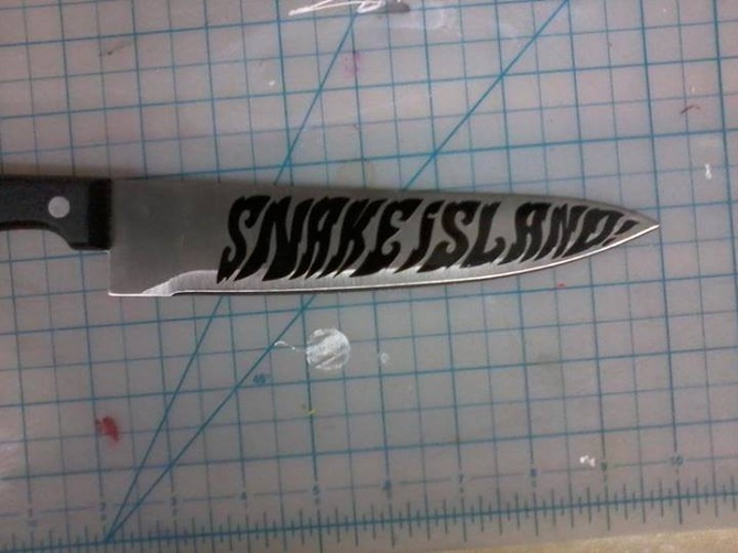 snake island knife.jpg