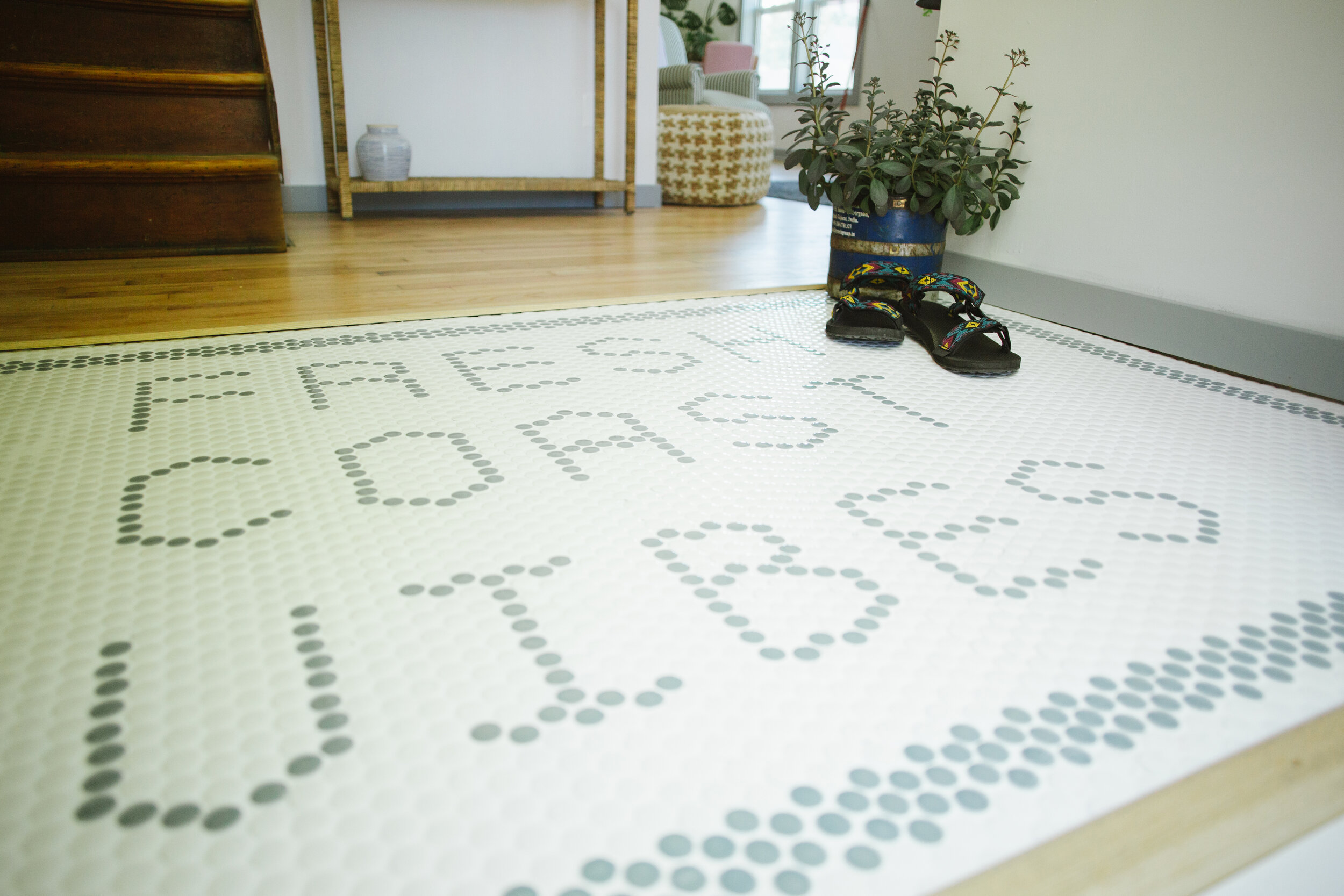 Typography in tile work