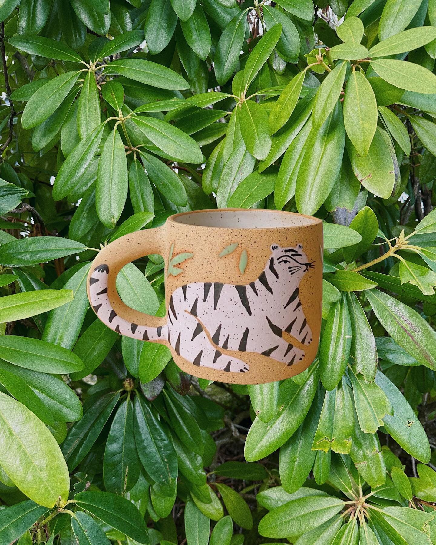 🐅 customizable tiger mug pre-orders coming to the shop this sunday @ 10 am mst! choose your colour &amp; theme, more deets on the site meow ❤️&zwj;🔥