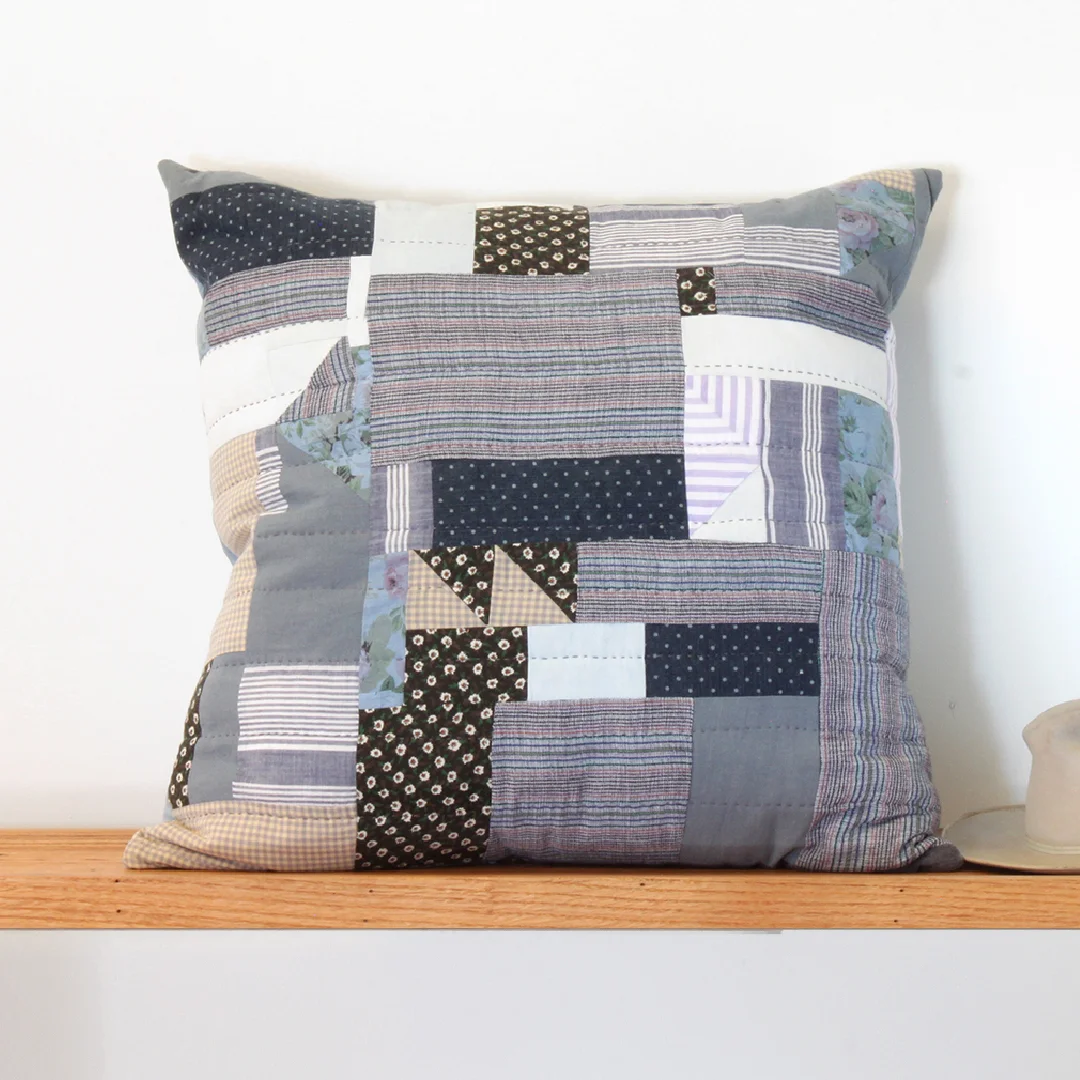 pillow_lg_blue copy.jpg
