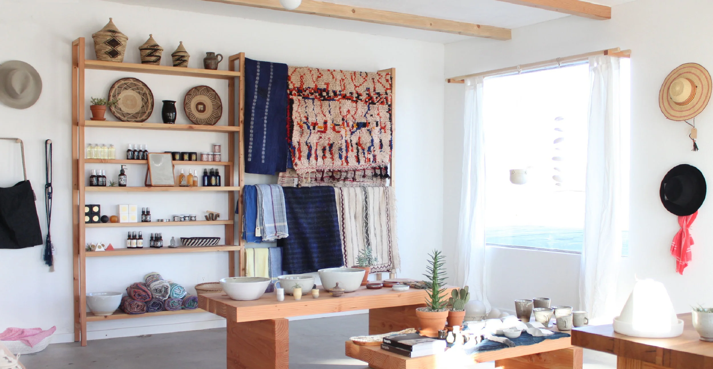 store_banner_b.jpg