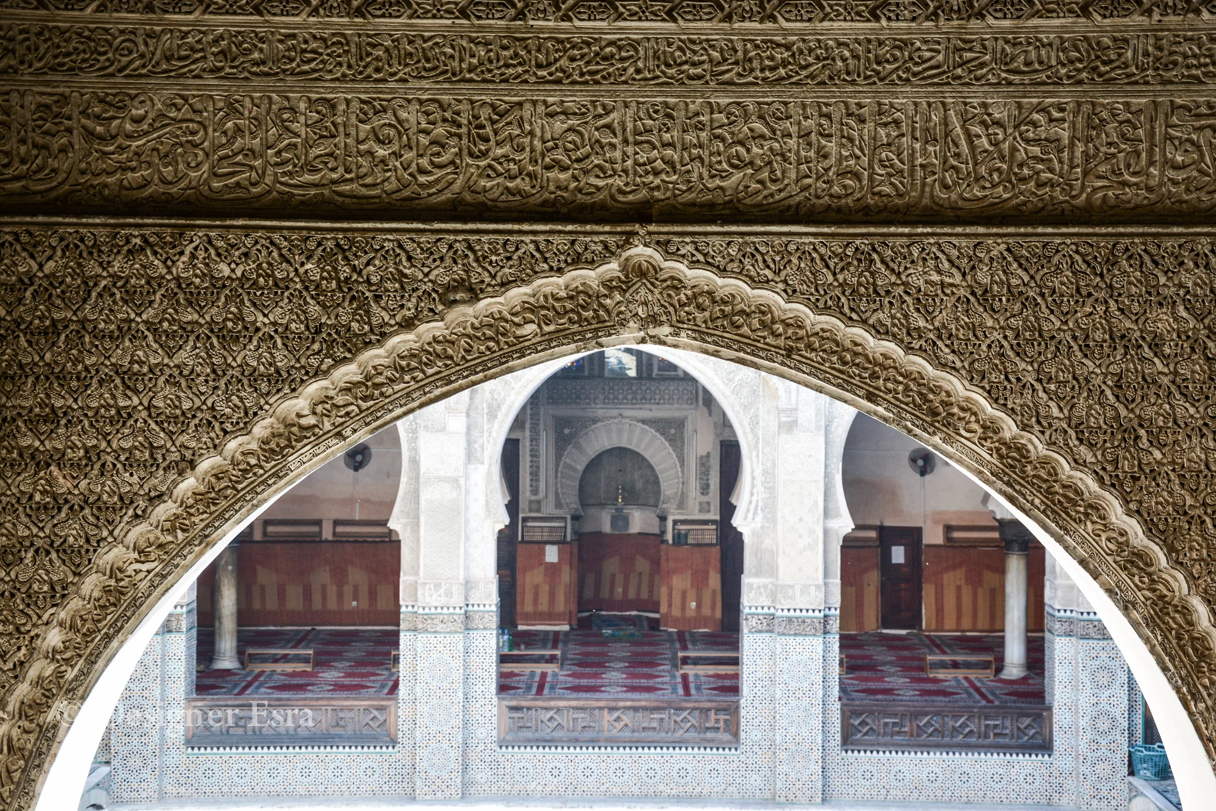 Arches and carvings in Islamic Architecture
