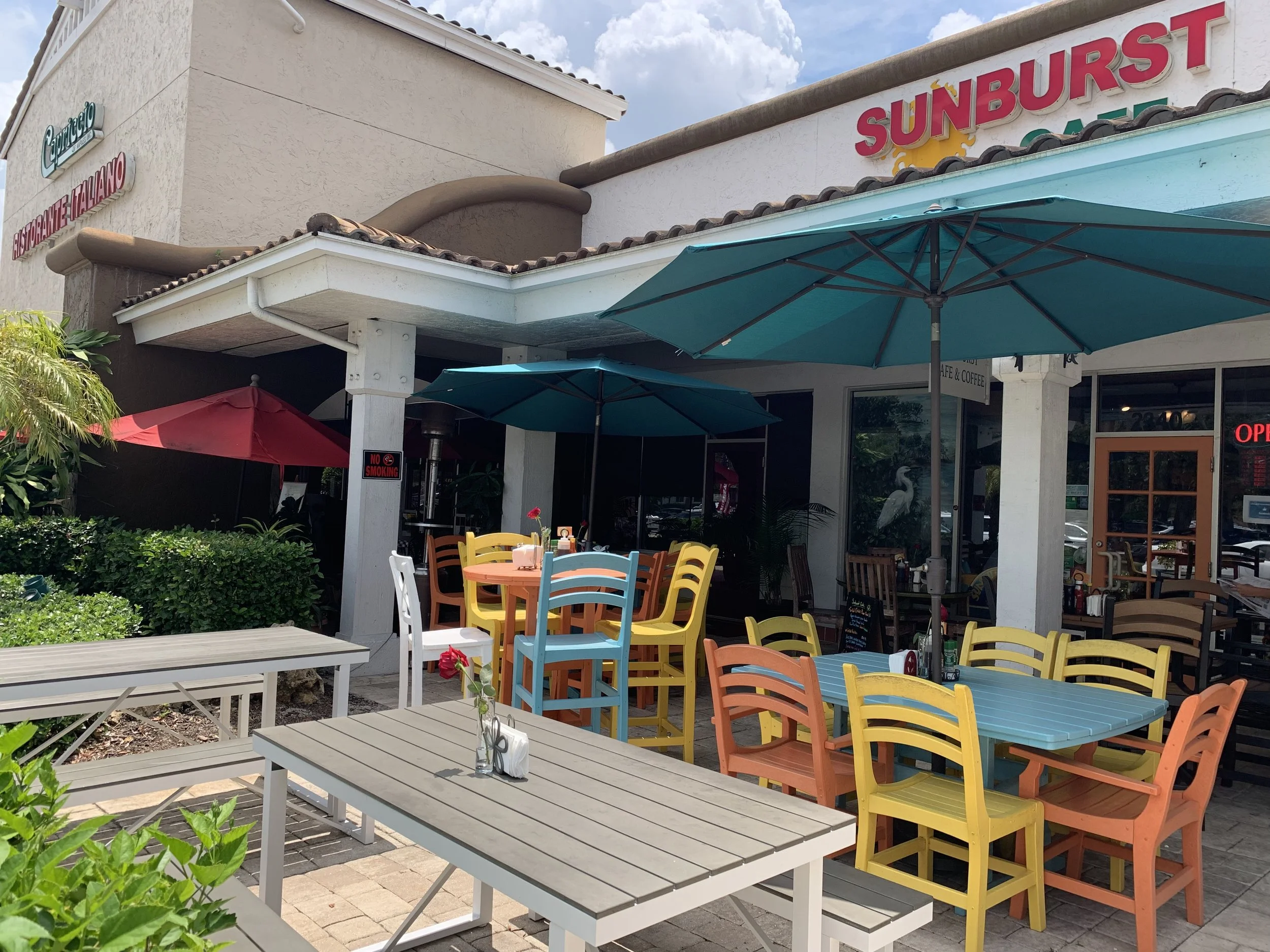 Restaurant Sunburst Cafe