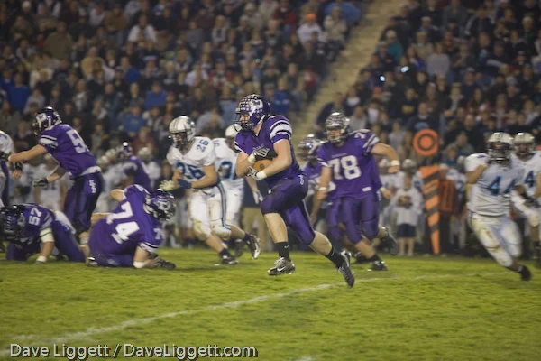 Josh Kusan (2) rushed for a career-high 211 yards to help the Stallions win the 2008 Region 7 Championship (photo credit - Dave Liggett)