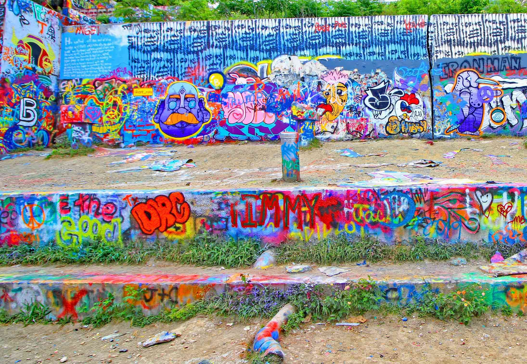 Erik Ross Graffiti Mural, Austin, Texas USA 2018