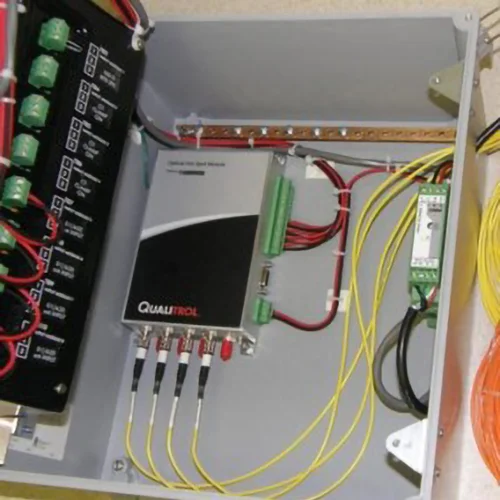 QUALITROL-T-GUARD-408-408XT-Fiber-optic-temperature-enclosure.jpg