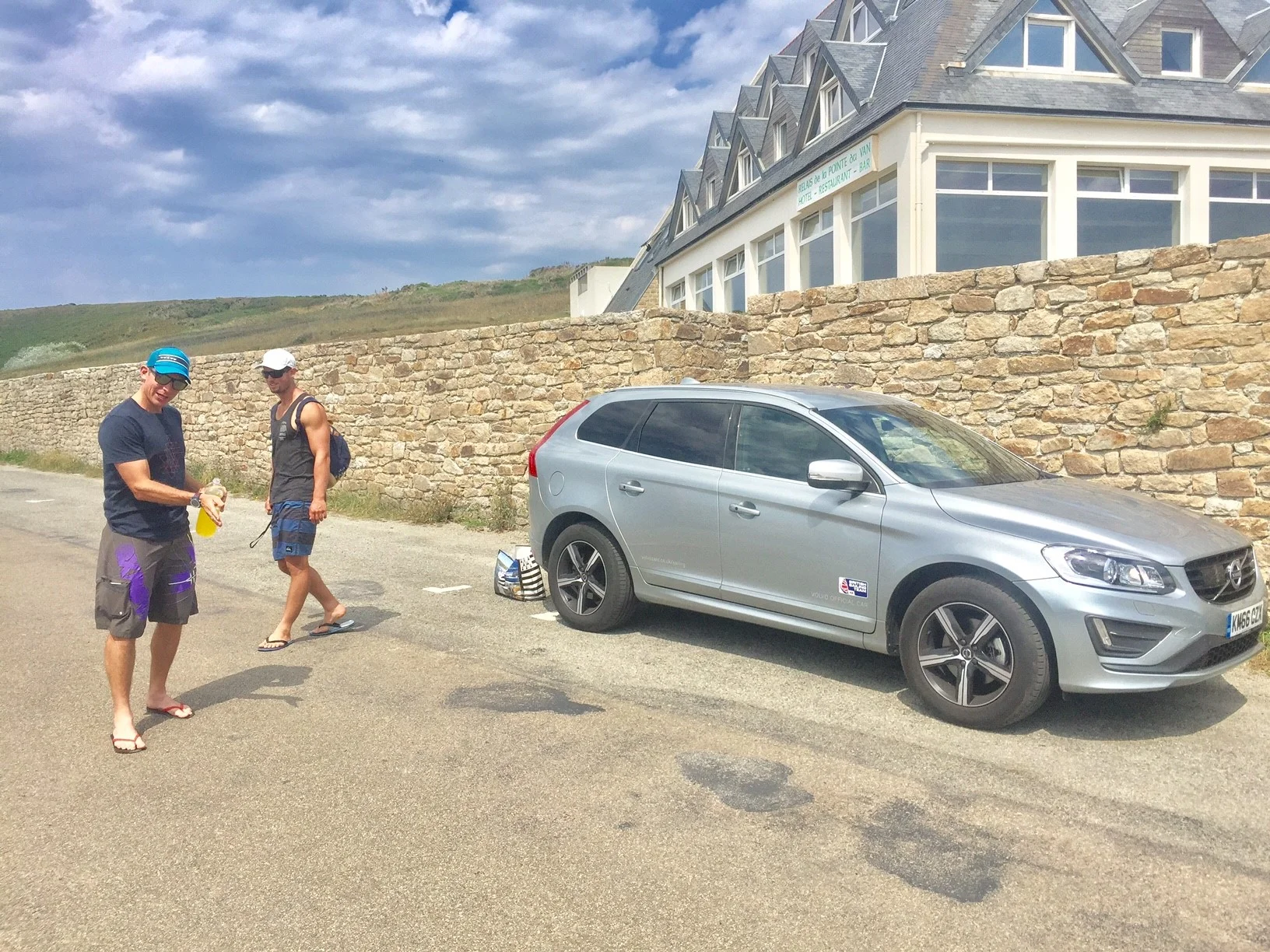 After a couple of days pre-event training we had a rest day where as a team we went and explored the coastline....