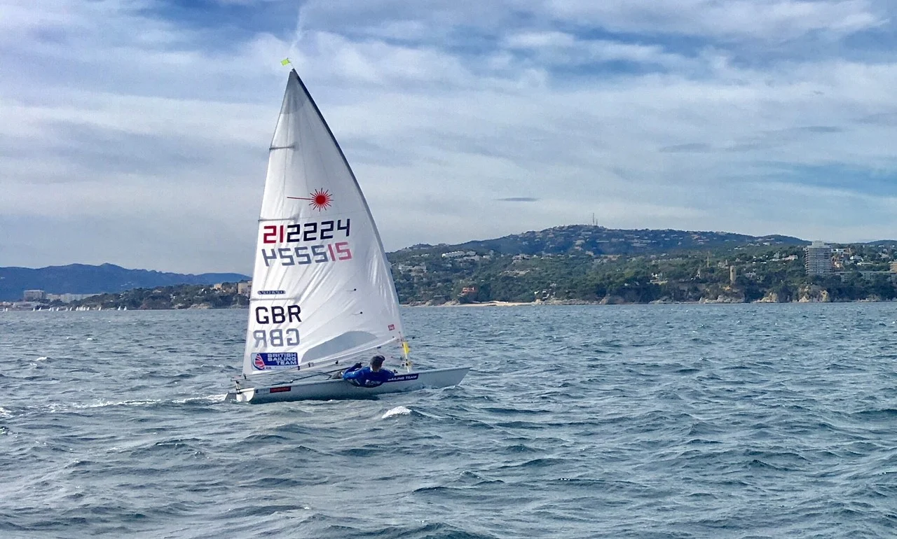 Giving it beans on an upwind leg at Palamos Christmas Race.