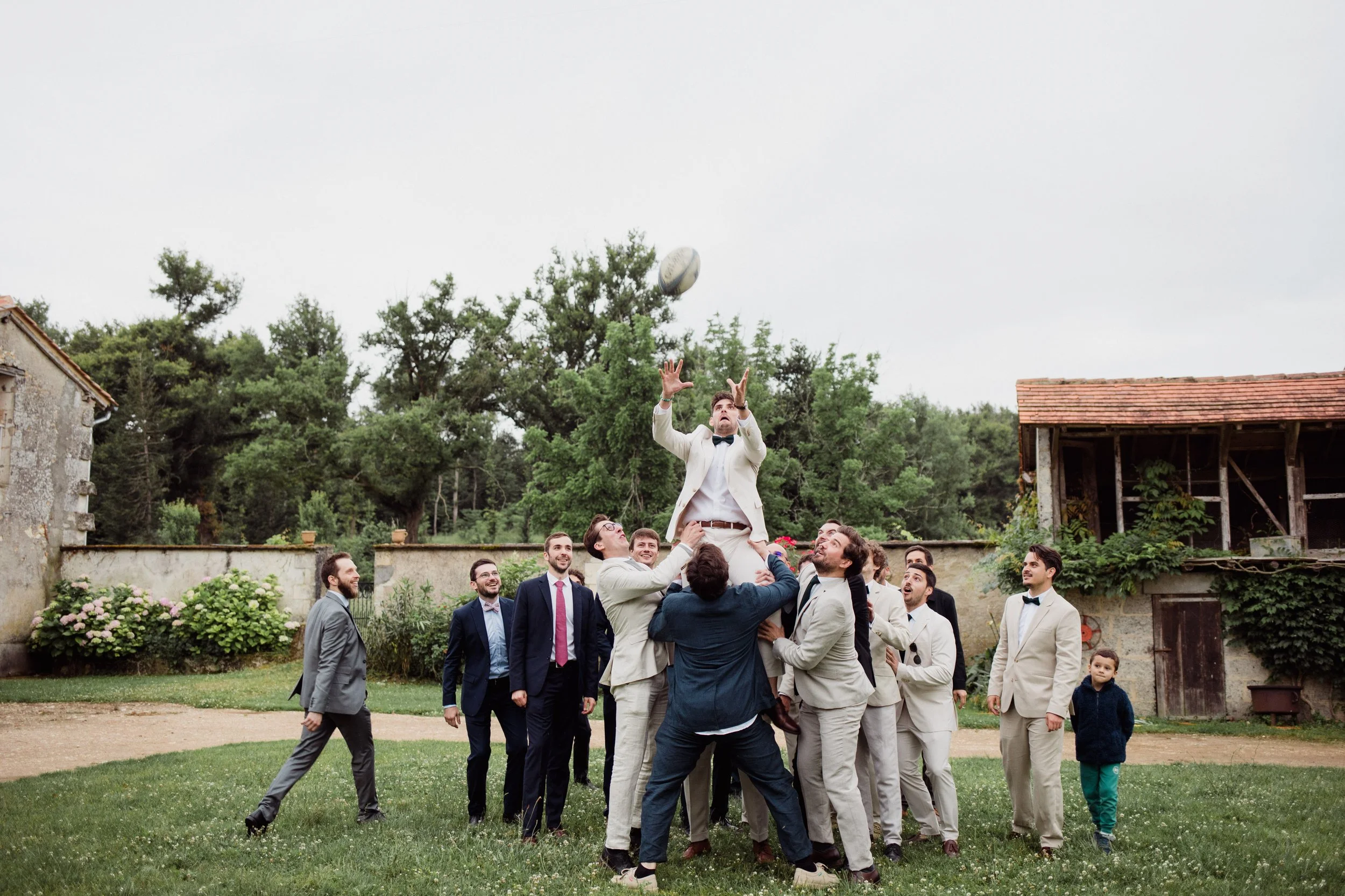 Mariage-ecoresponsable-dordogne-chateau-bleretie-meilleure-photographe-pauline-maroussia-bordeaux-gironde-sud-ouest