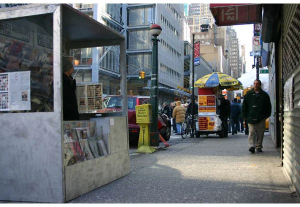  PERFECT 8 Newsstand at Times Square, NYC Photos by Schmertz©2009 