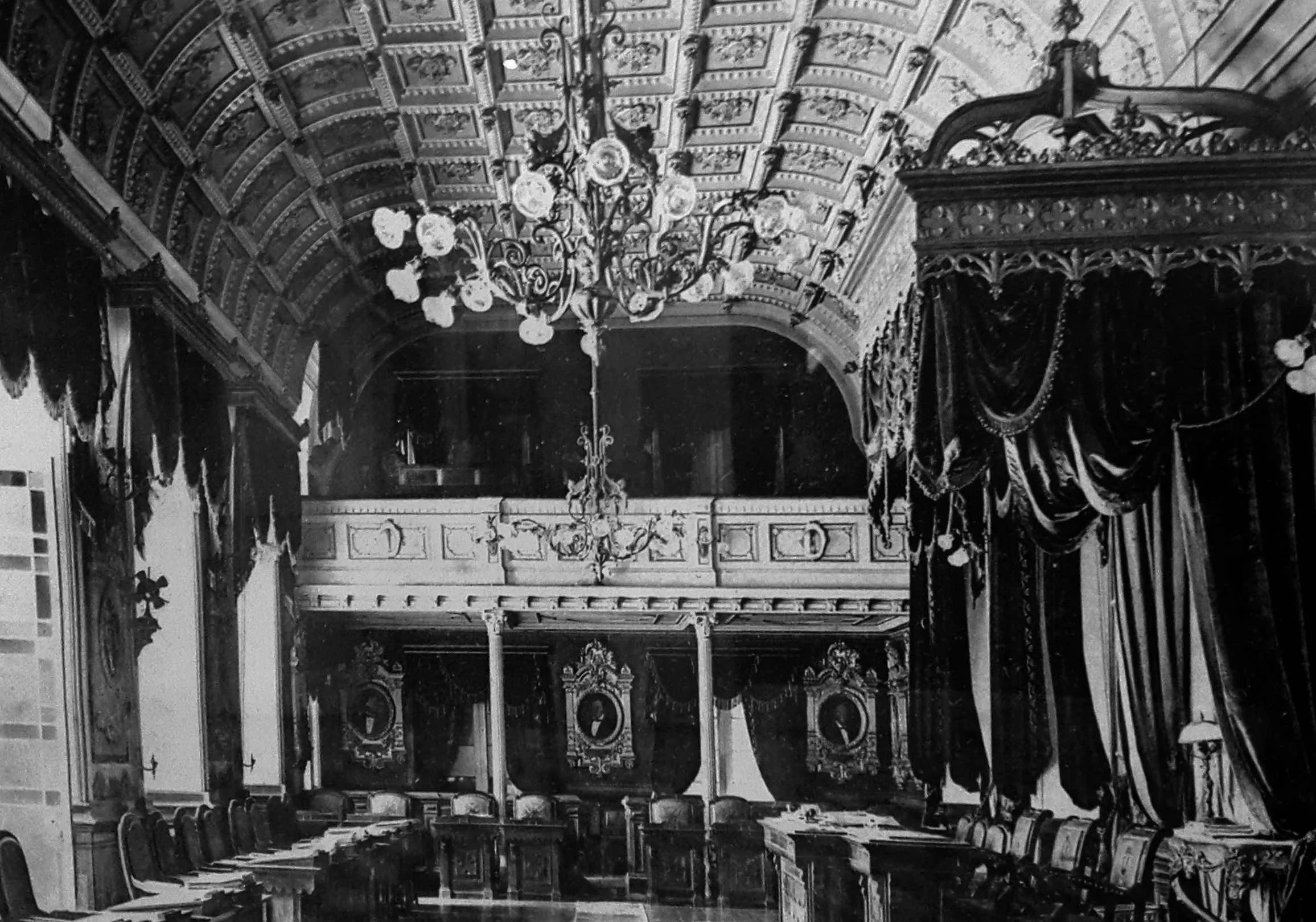 The "Palacio Nacional" used to be the building where Congress sessioned before it was demolished by the Figueres Administration in 1954.